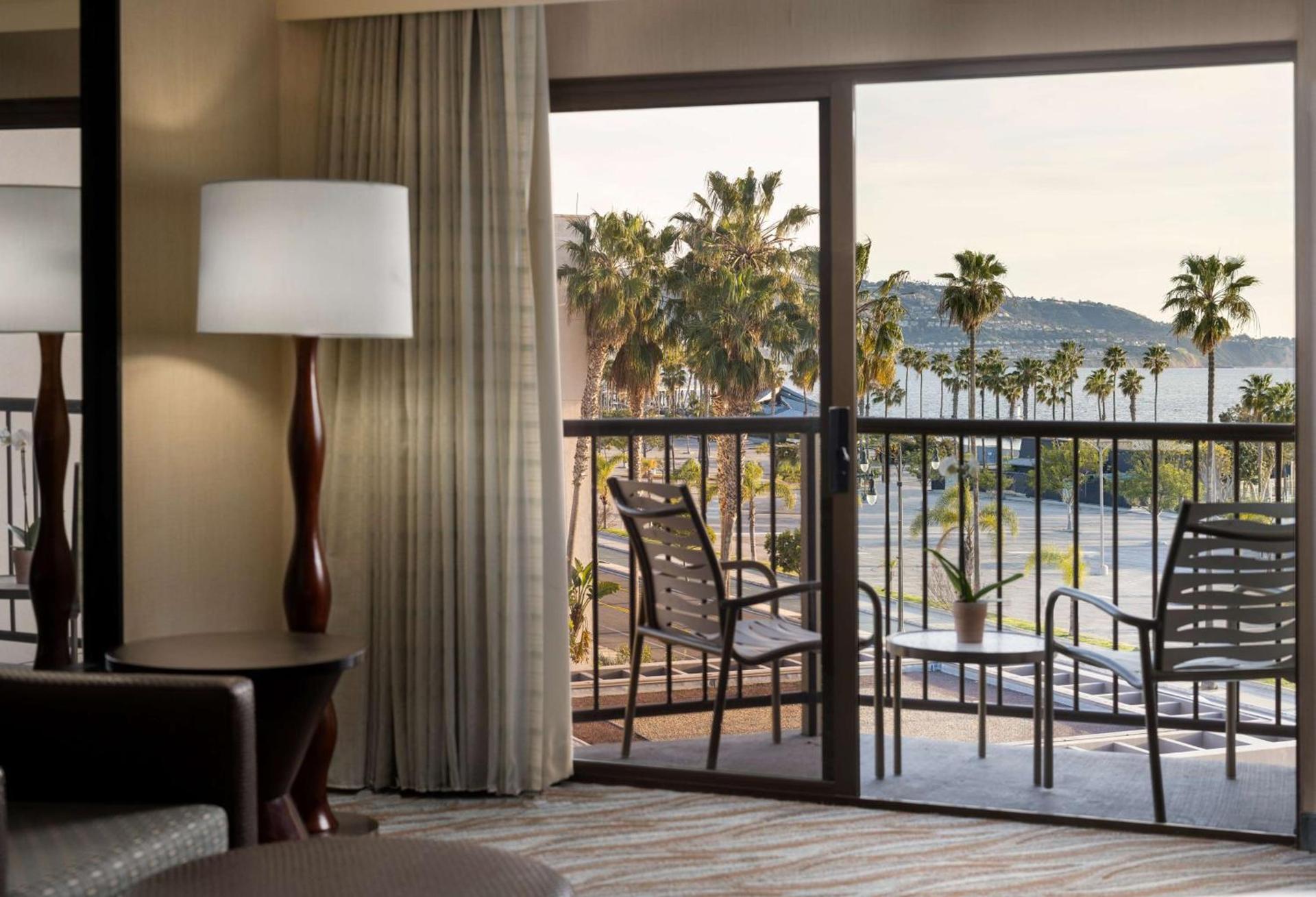 Sonesta Redondo Beach and Marina photo 33
