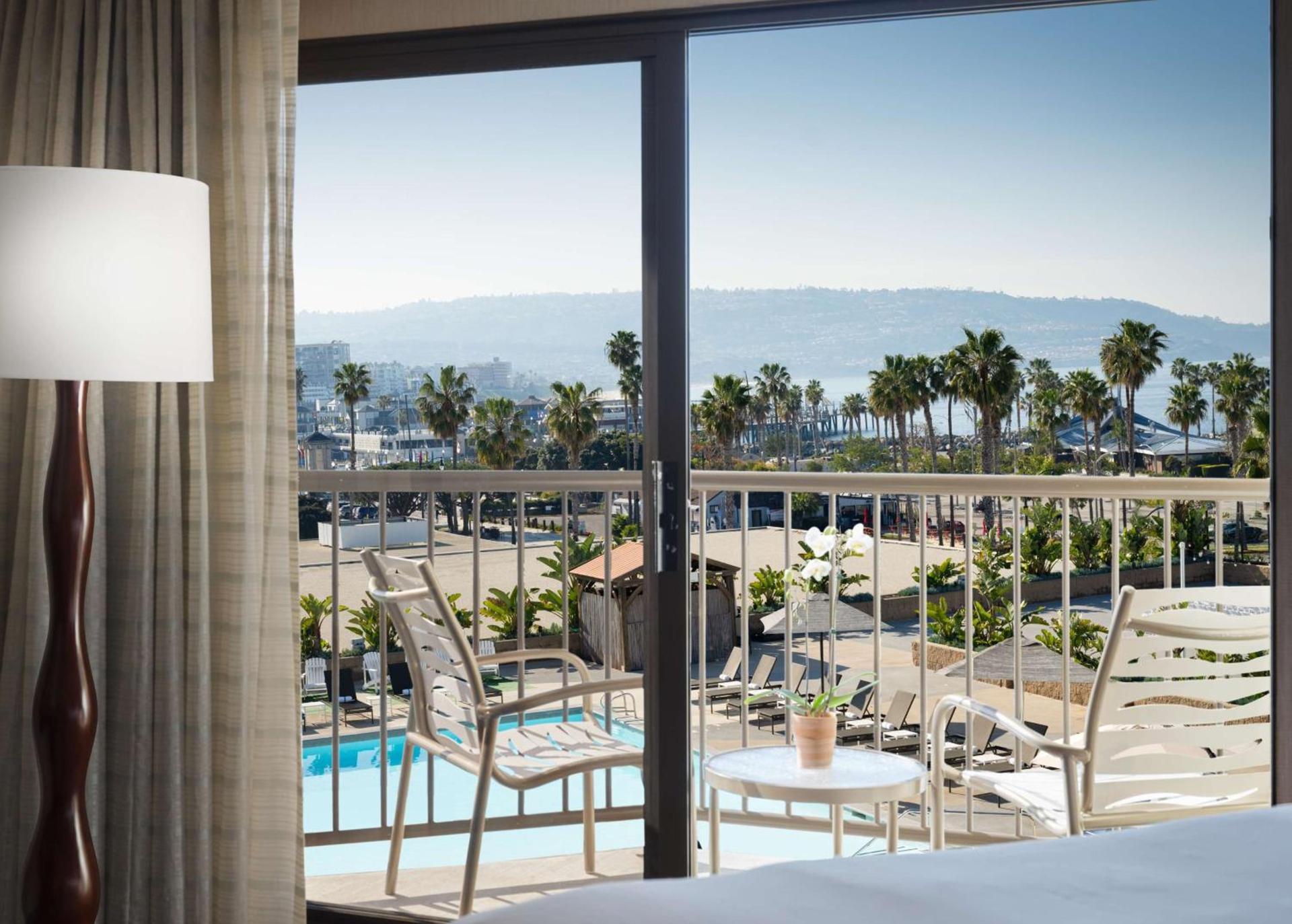 Sonesta Redondo Beach and Marina photo 36
