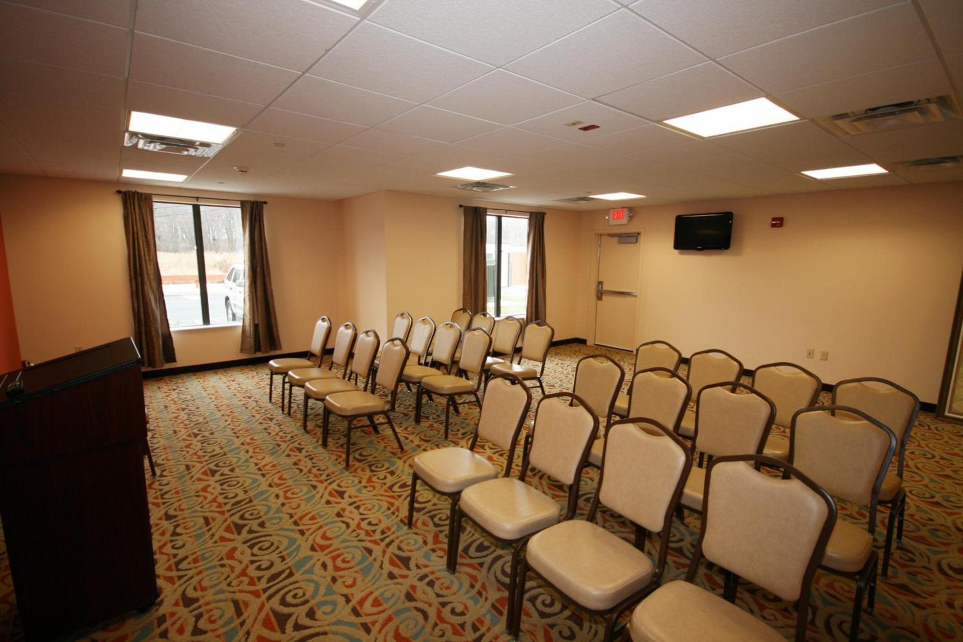 Super 8 by Wyndham Pennsville/Wilmington photo 28
