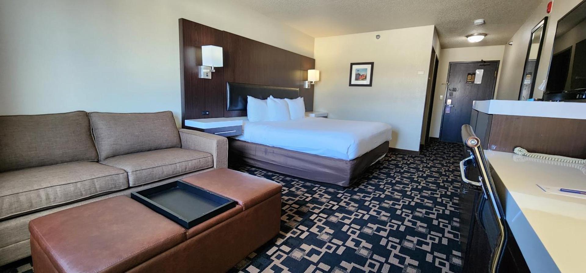 Comfort Inn & Suites Shakopee Downtown Area photo 26