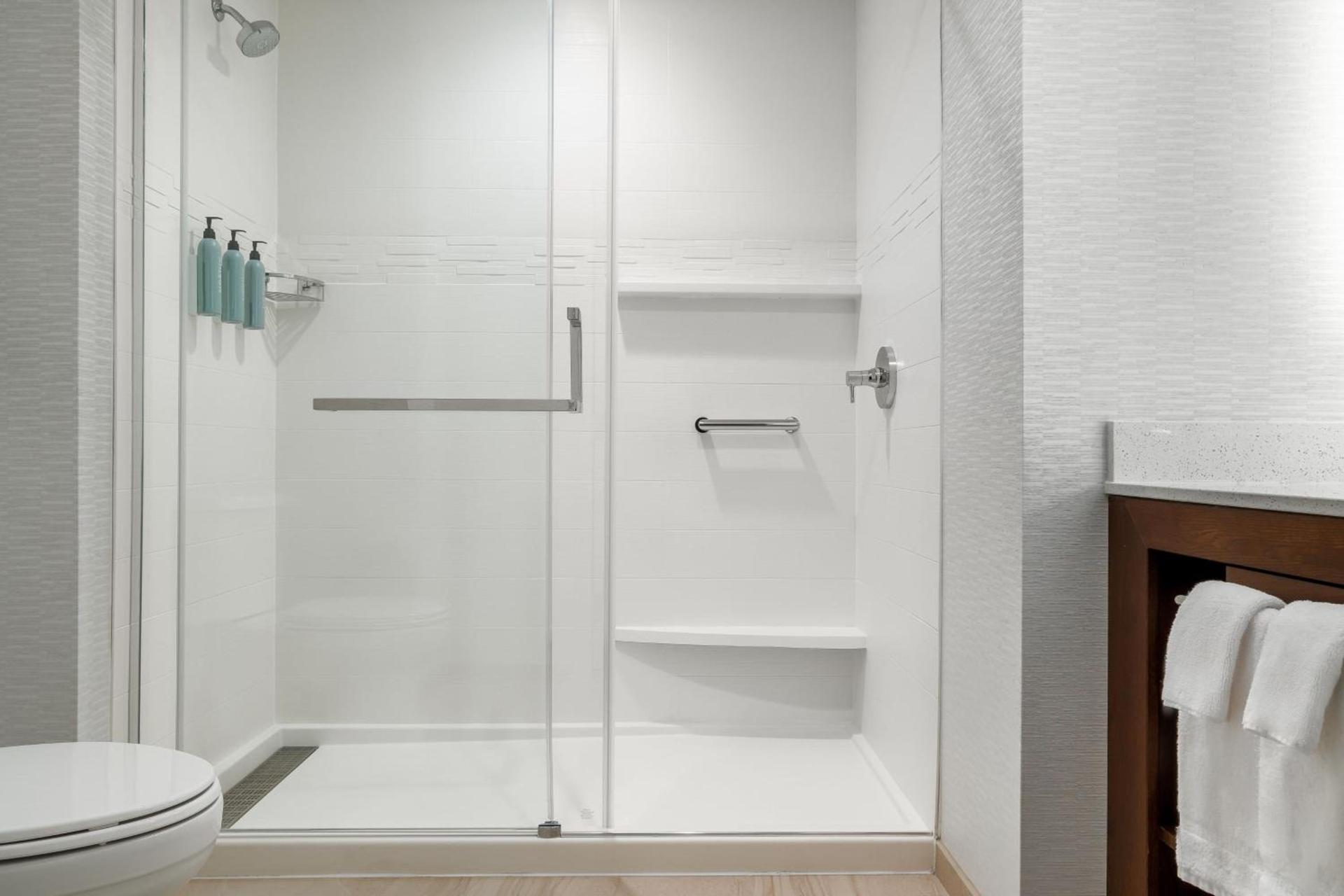 Residence Inn by Marriott Anaheim Brea photo 32