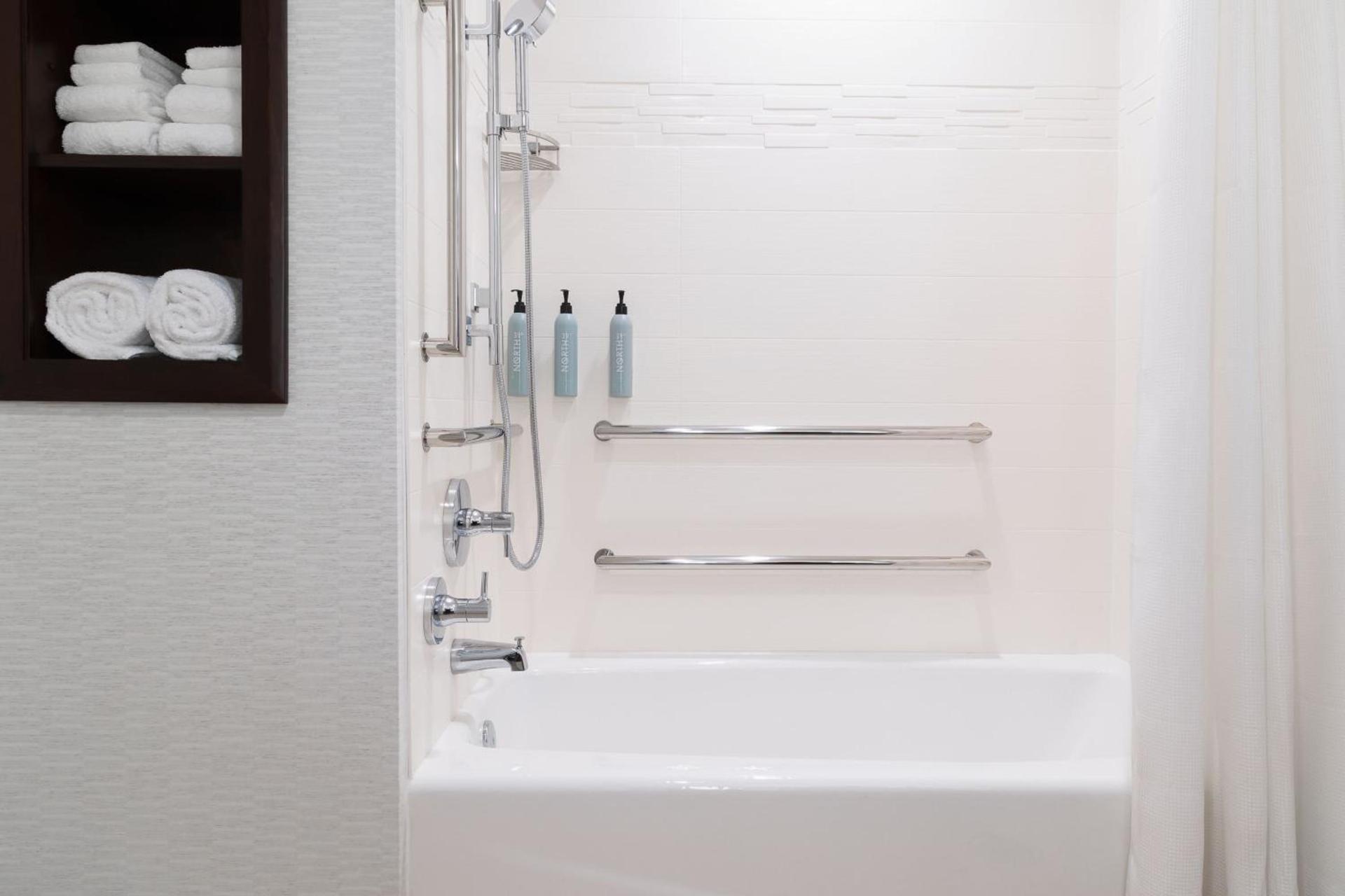 Residence Inn by Marriott Anaheim Brea photo 36