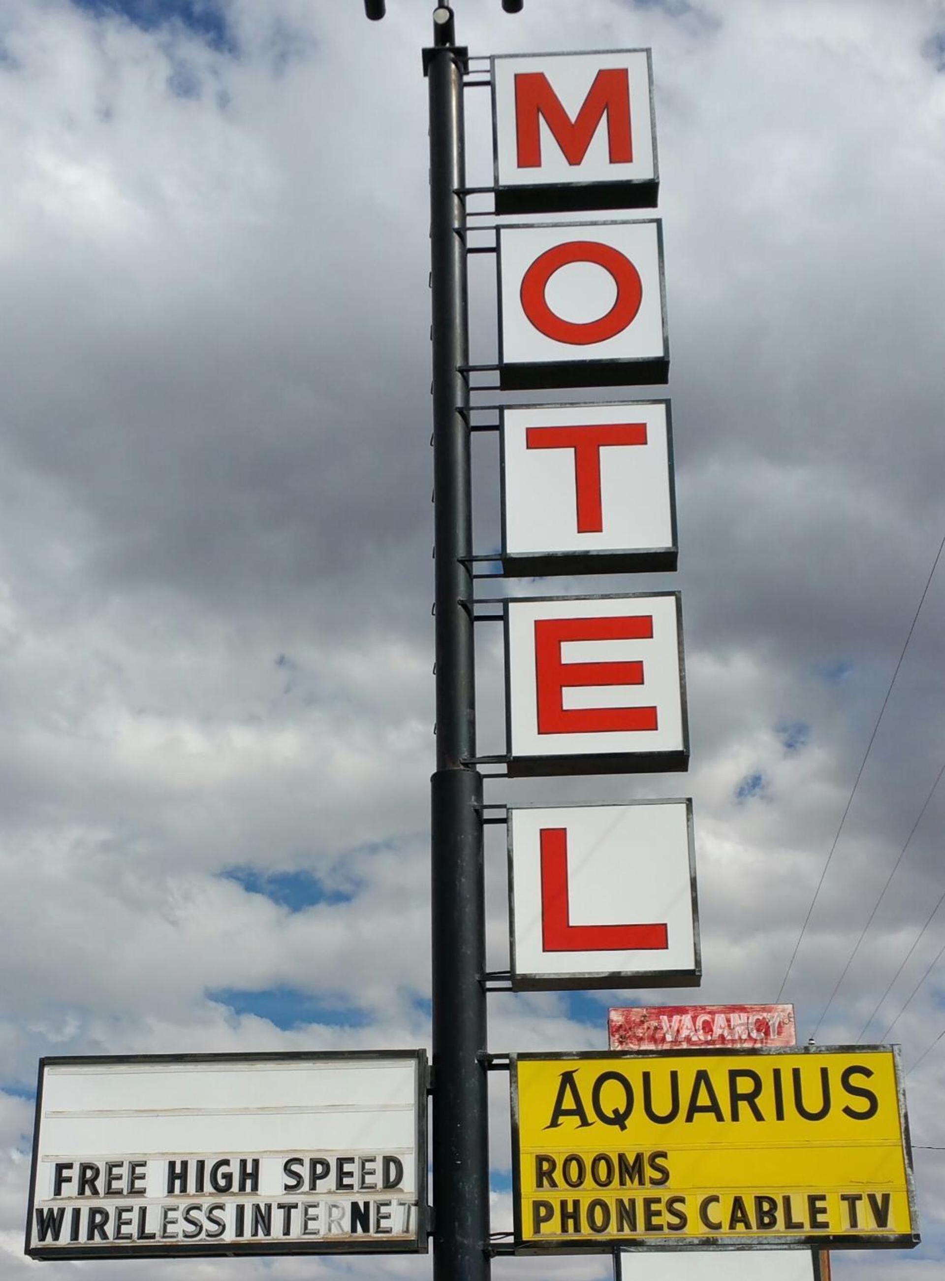 Aquarius Inn photo 37