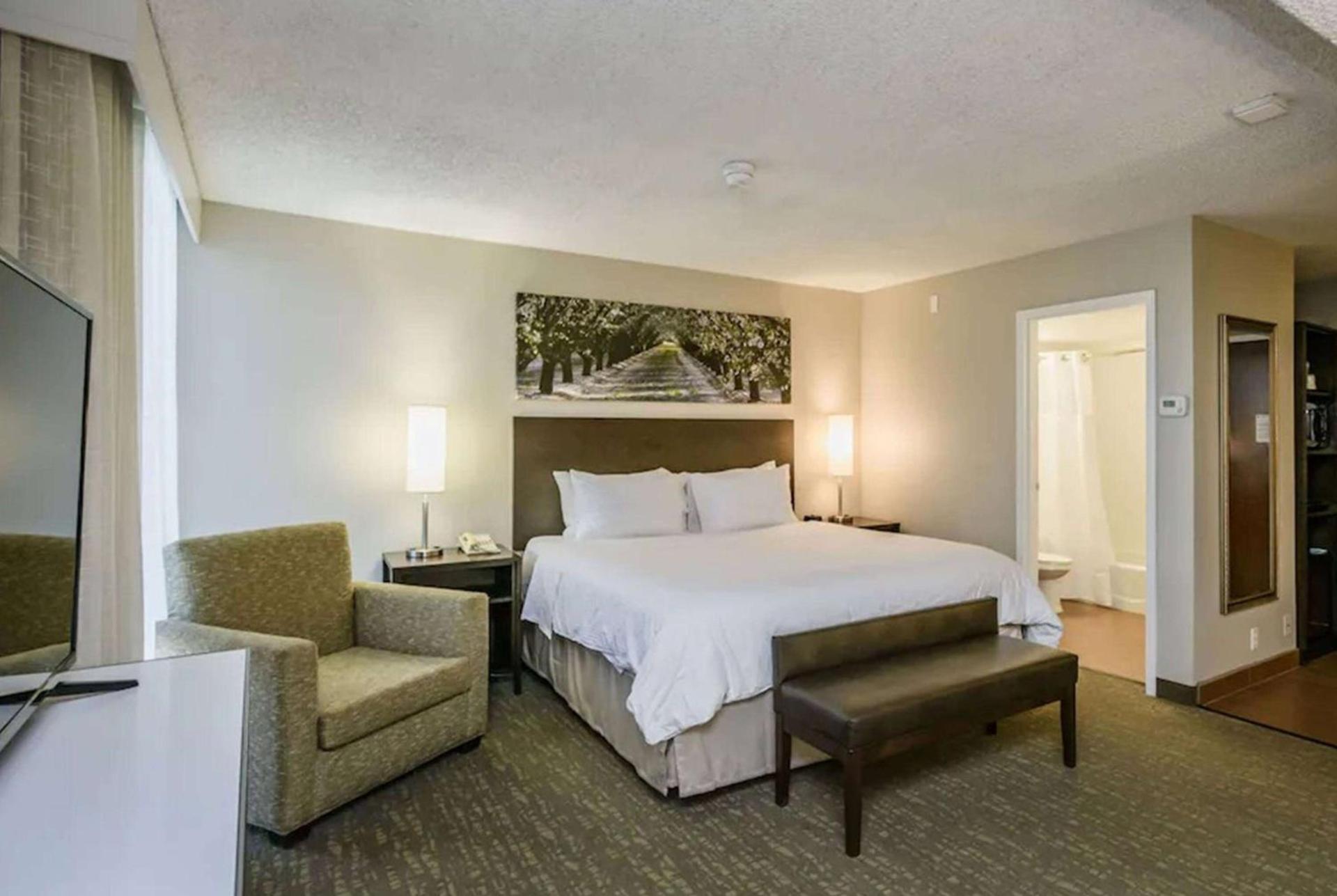 Wyndham Garden Fresno Yosemite Airport photo 18