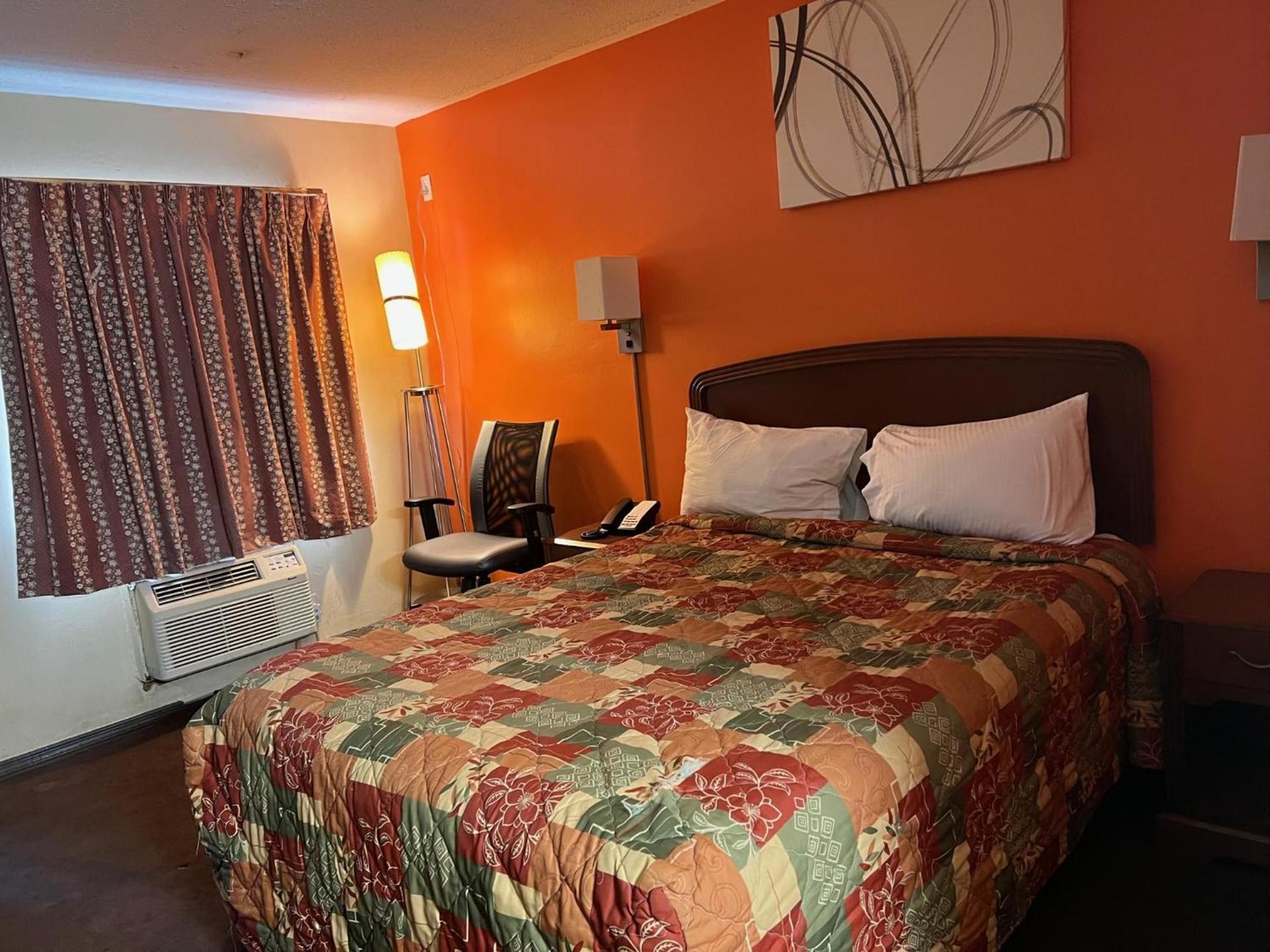 Lebanon Inn Motel photo 9