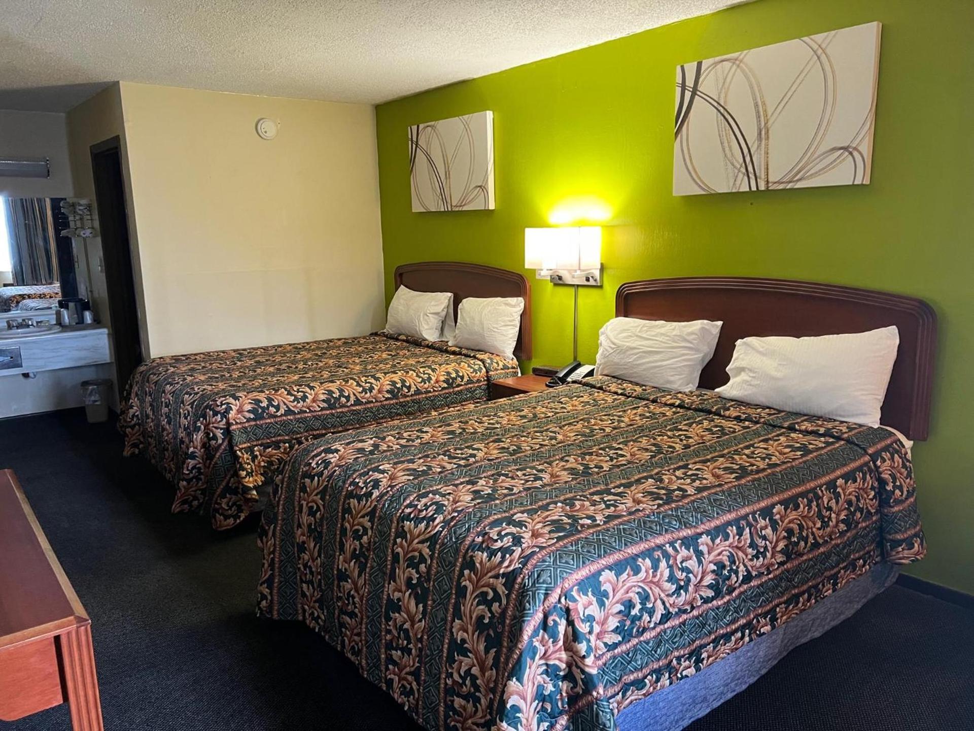 Lebanon Inn Motel photo 7