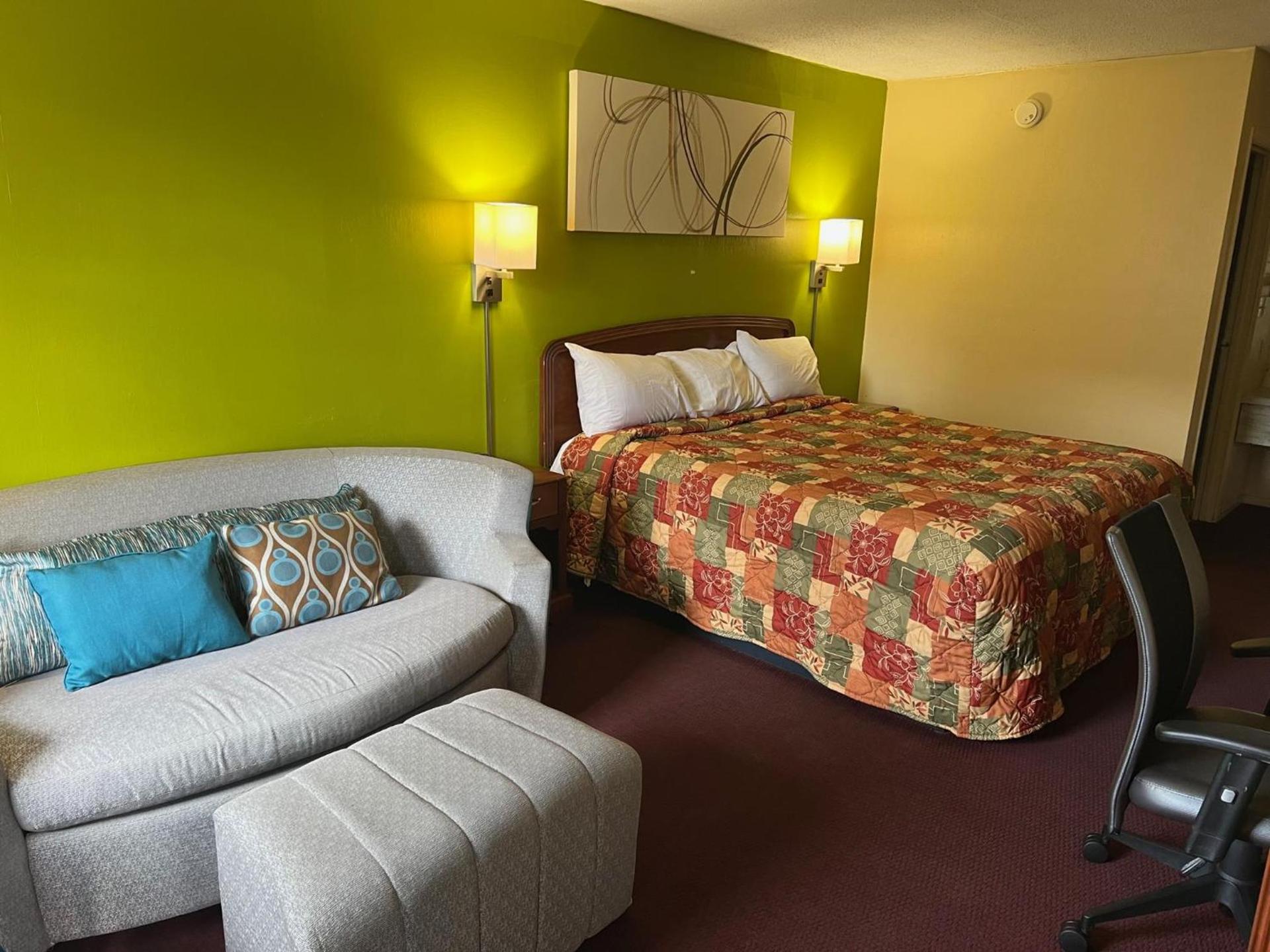 Lebanon Inn Motel photo 11