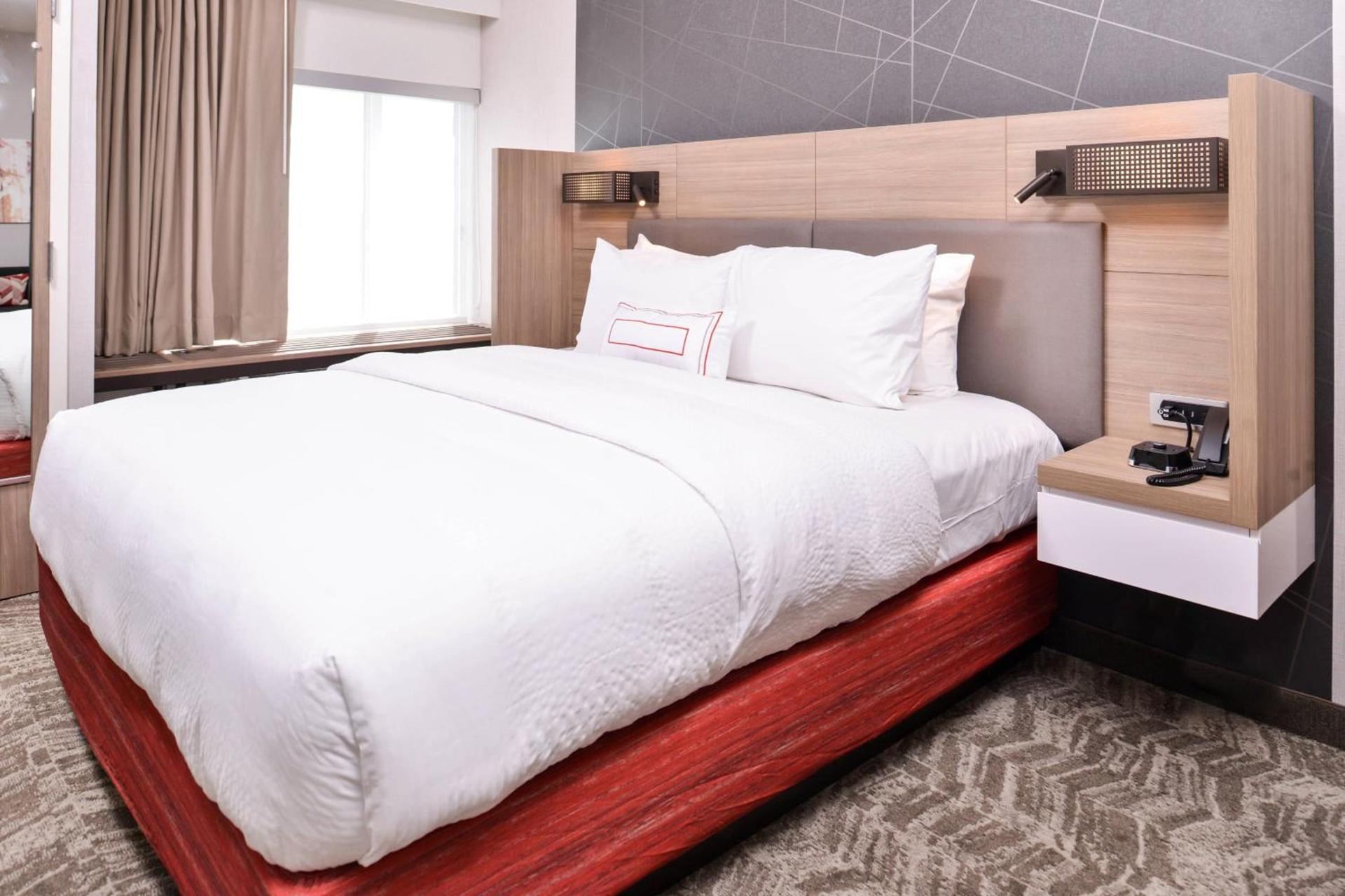 SpringHill Suites by Marriott Greensboro Airport photo 10