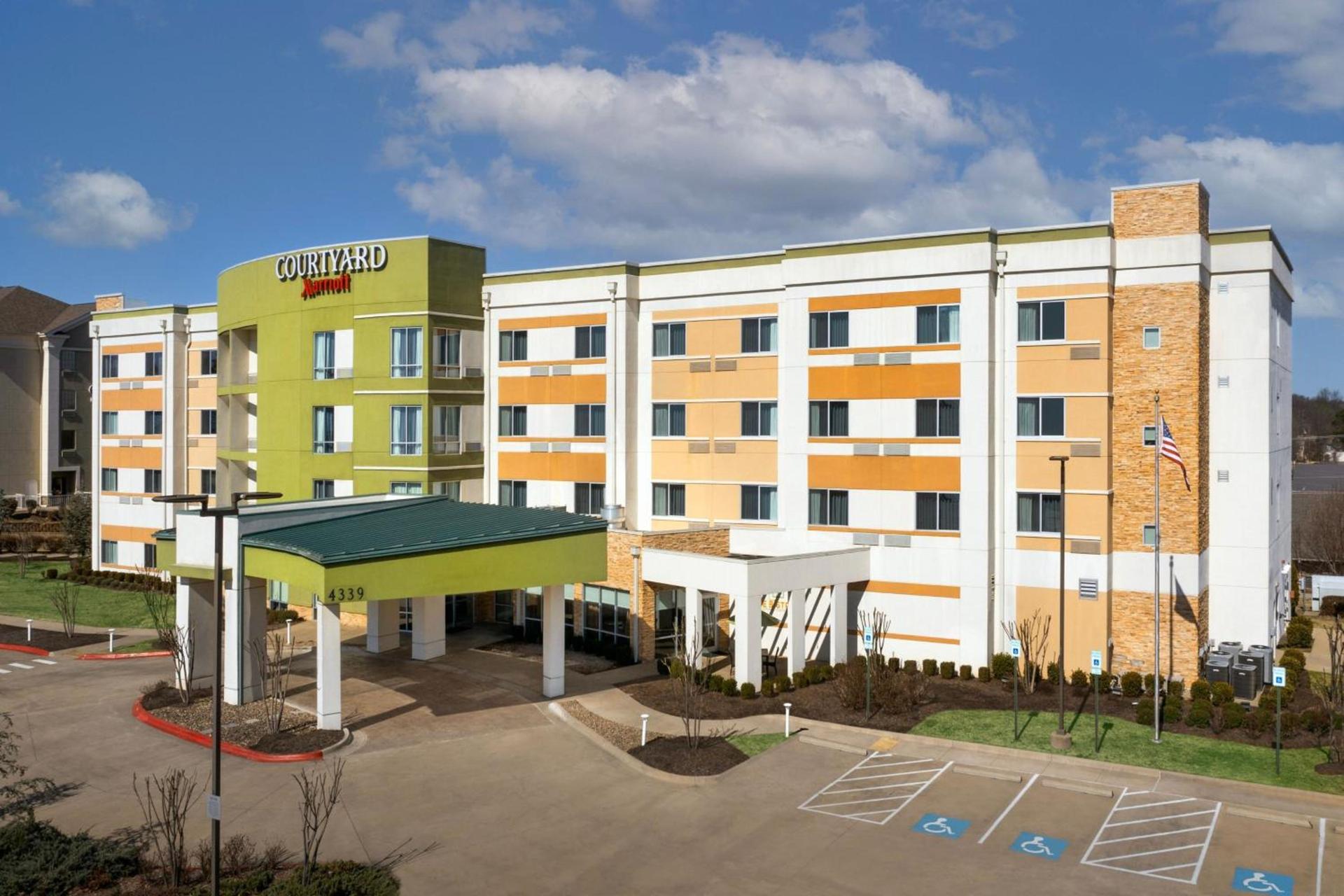 Courtyard By Marriott Little Rock North photo 1