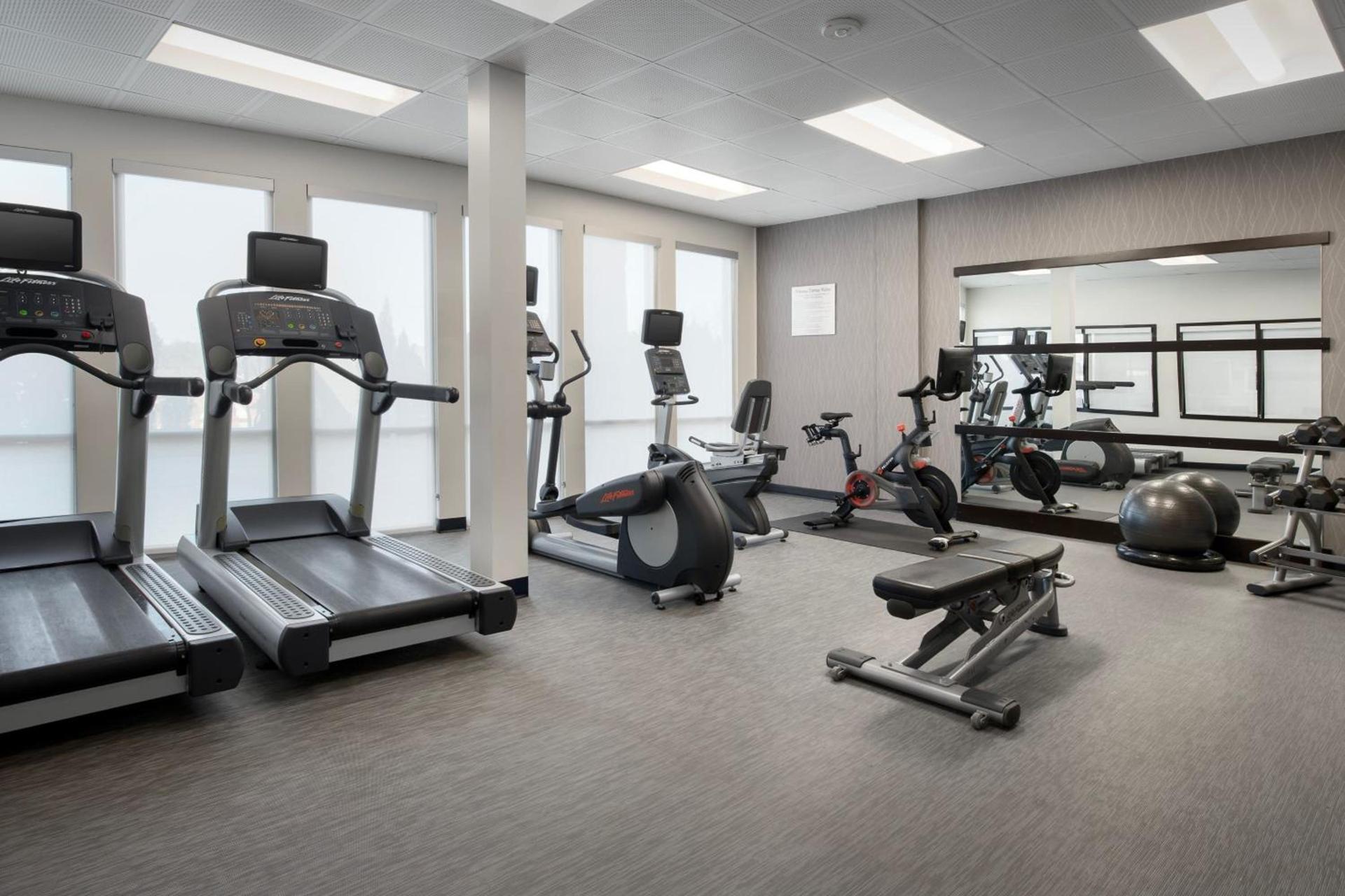 Courtyard By Marriott Little Rock North photo 29