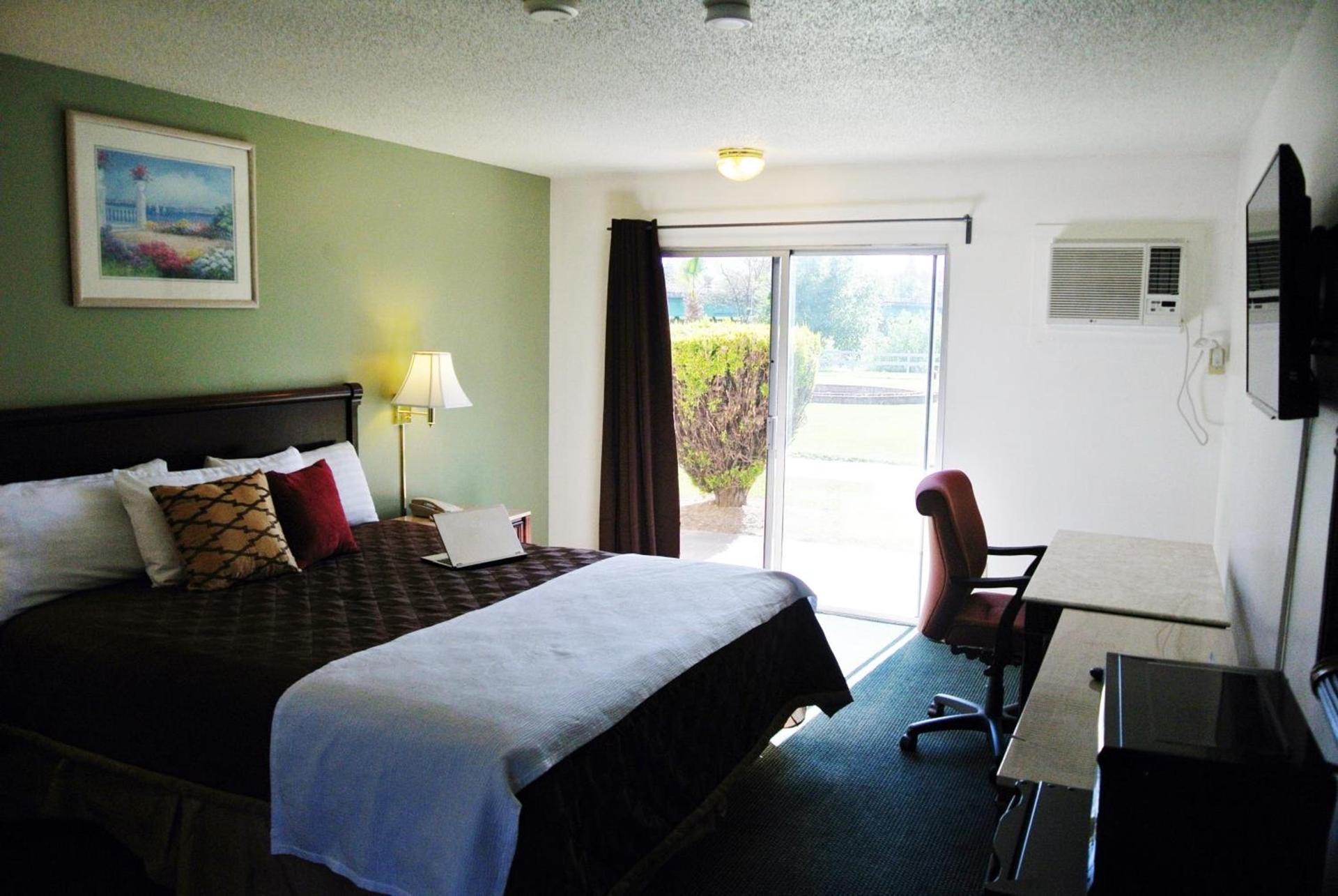 Travelodge by Wyndham Red Bluff South of Redding photo 54