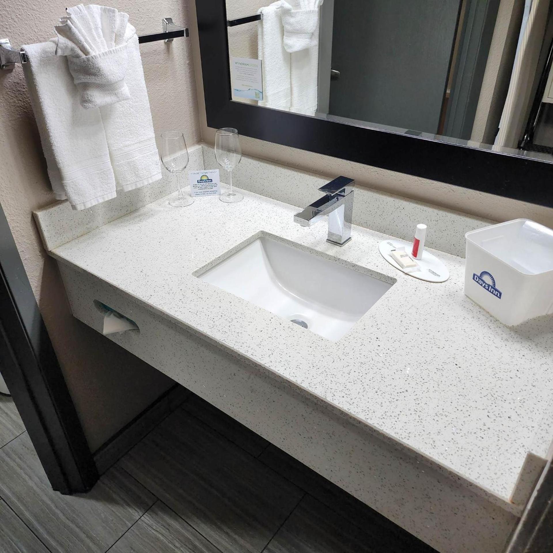 Days Inn by Wyndham Ritzville photo 44