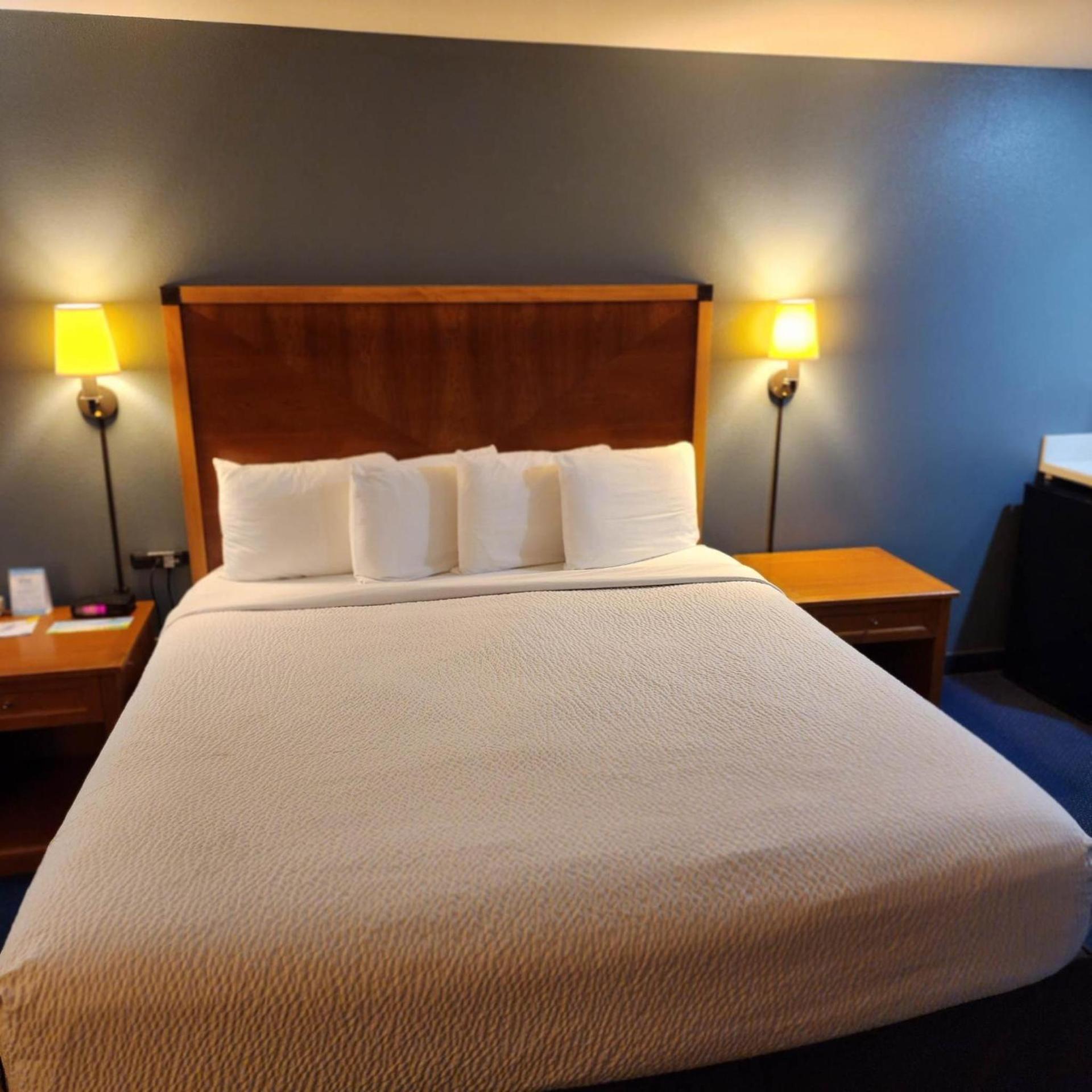 Days Inn by Wyndham Ritzville photo 36