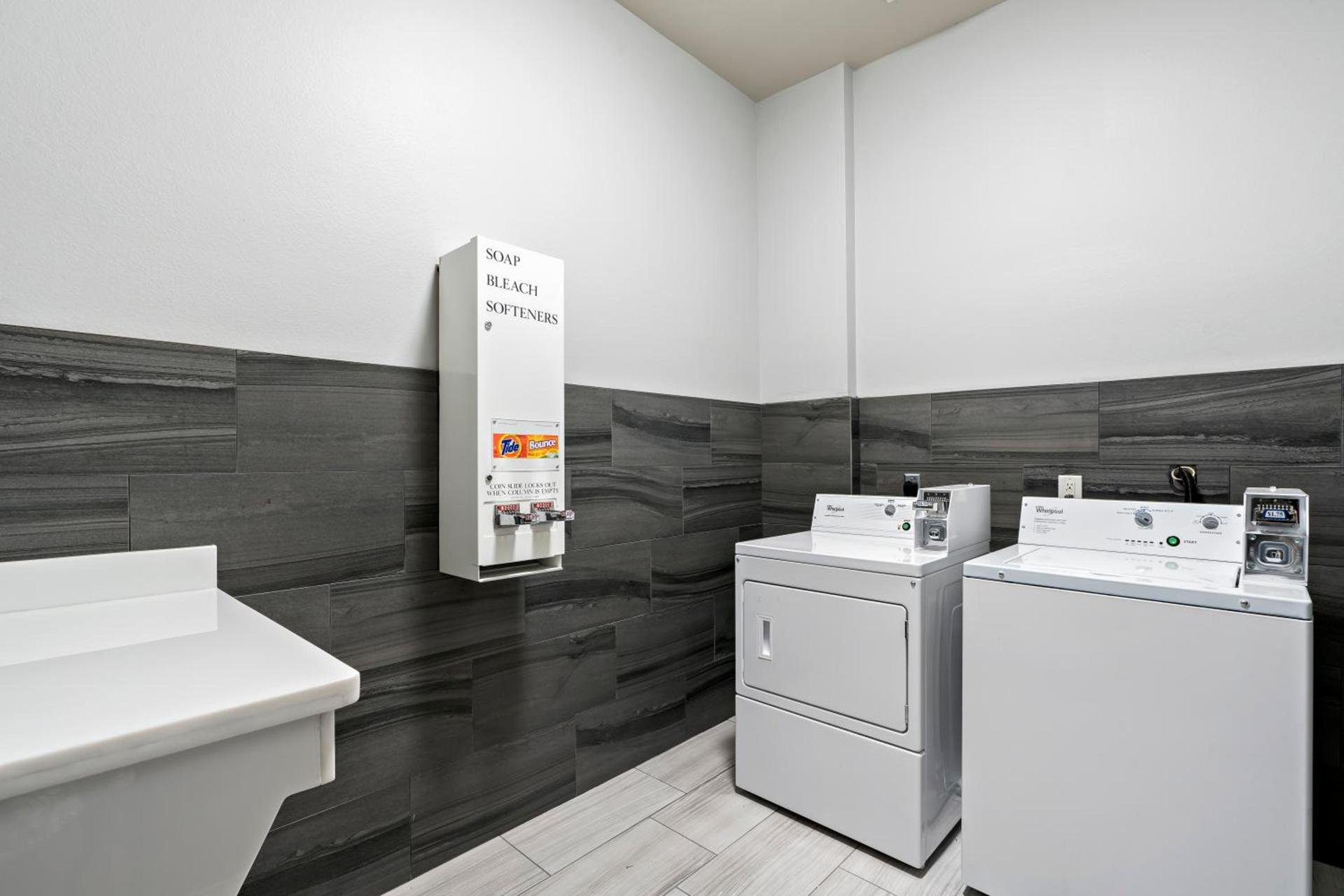 Holiday Inn Express Hotel & Suites Kilgore North by IHG photo 8