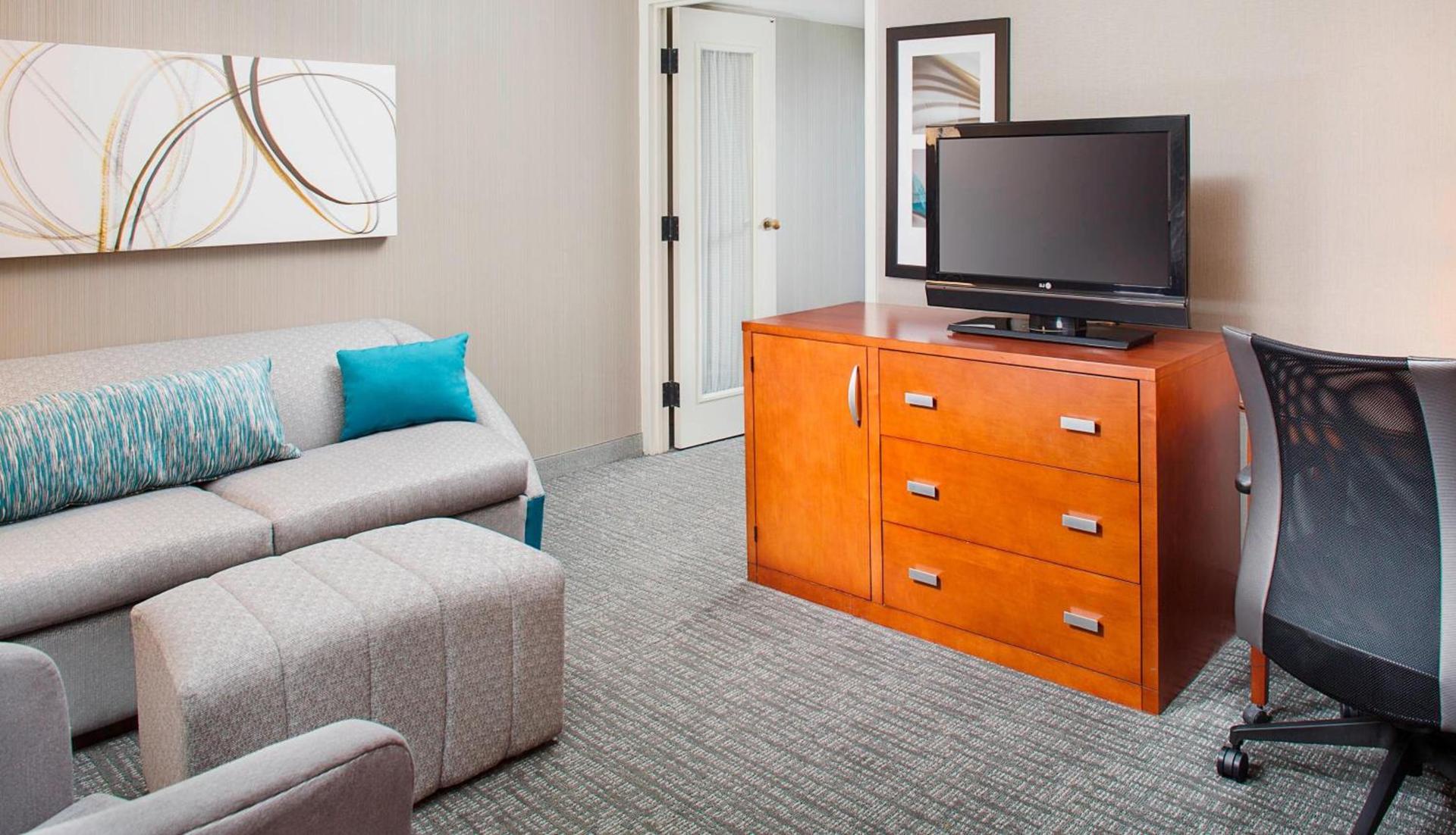 Courtyard by Marriott Ann Arbor photo 38
