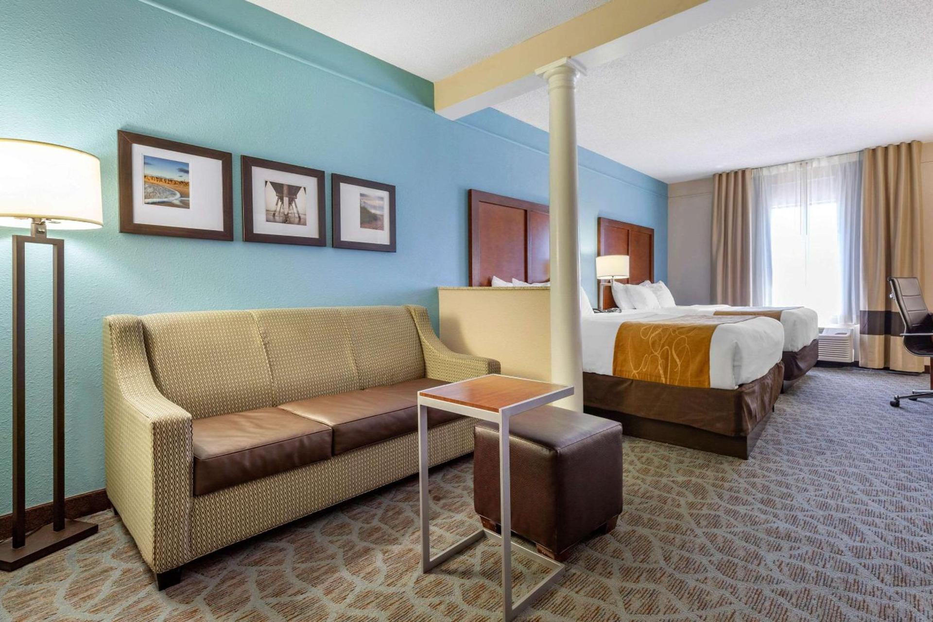 Comfort Suites Southport - Oak Island photo 9