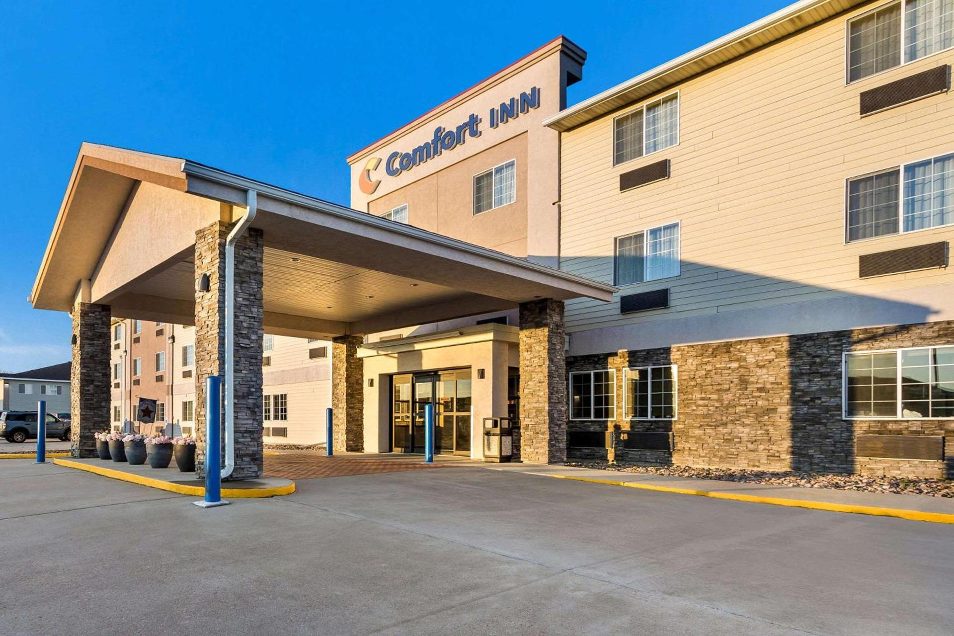 Comfort Inn Yankton SD photo 1