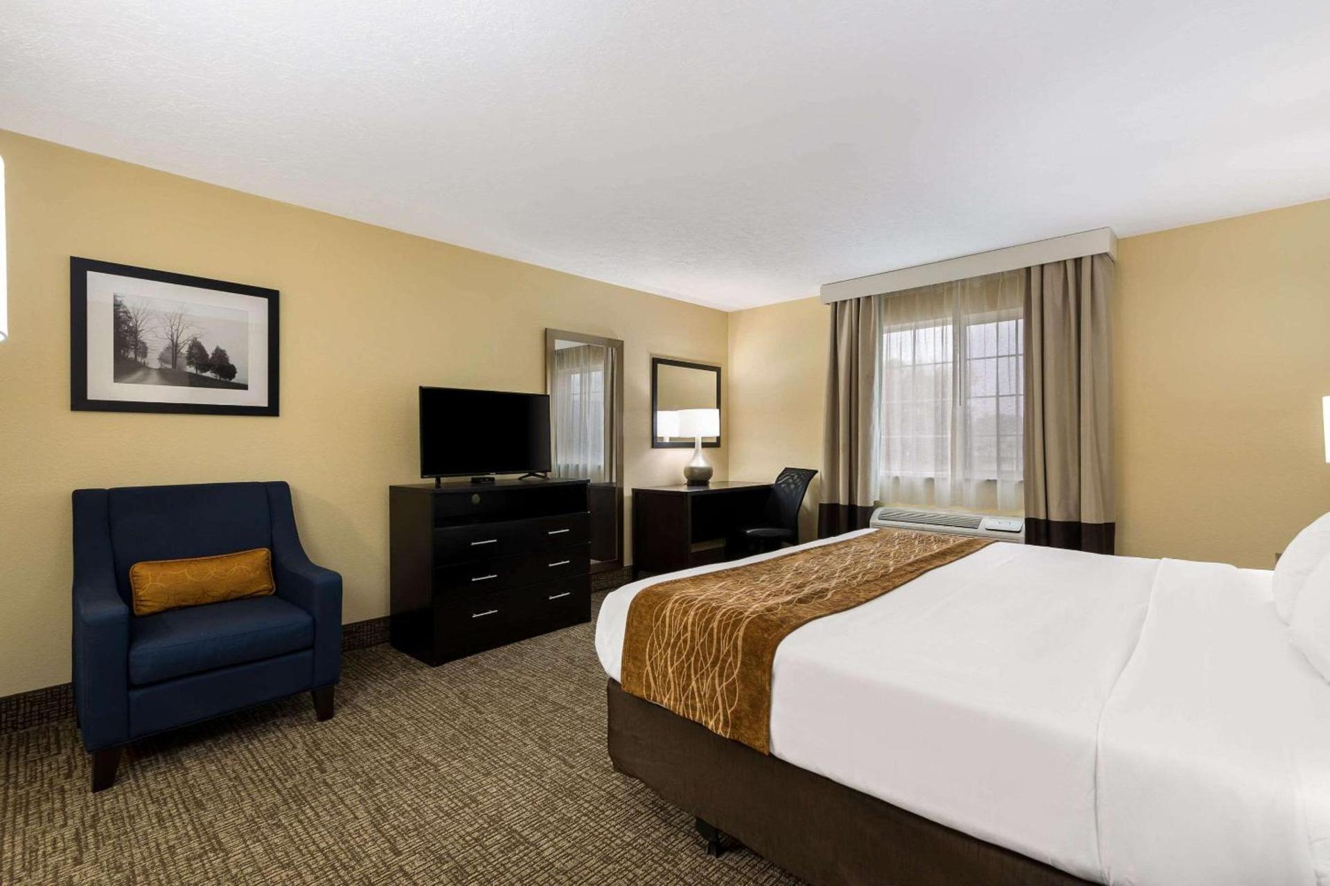 Comfort Inn Yankton SD photo 7