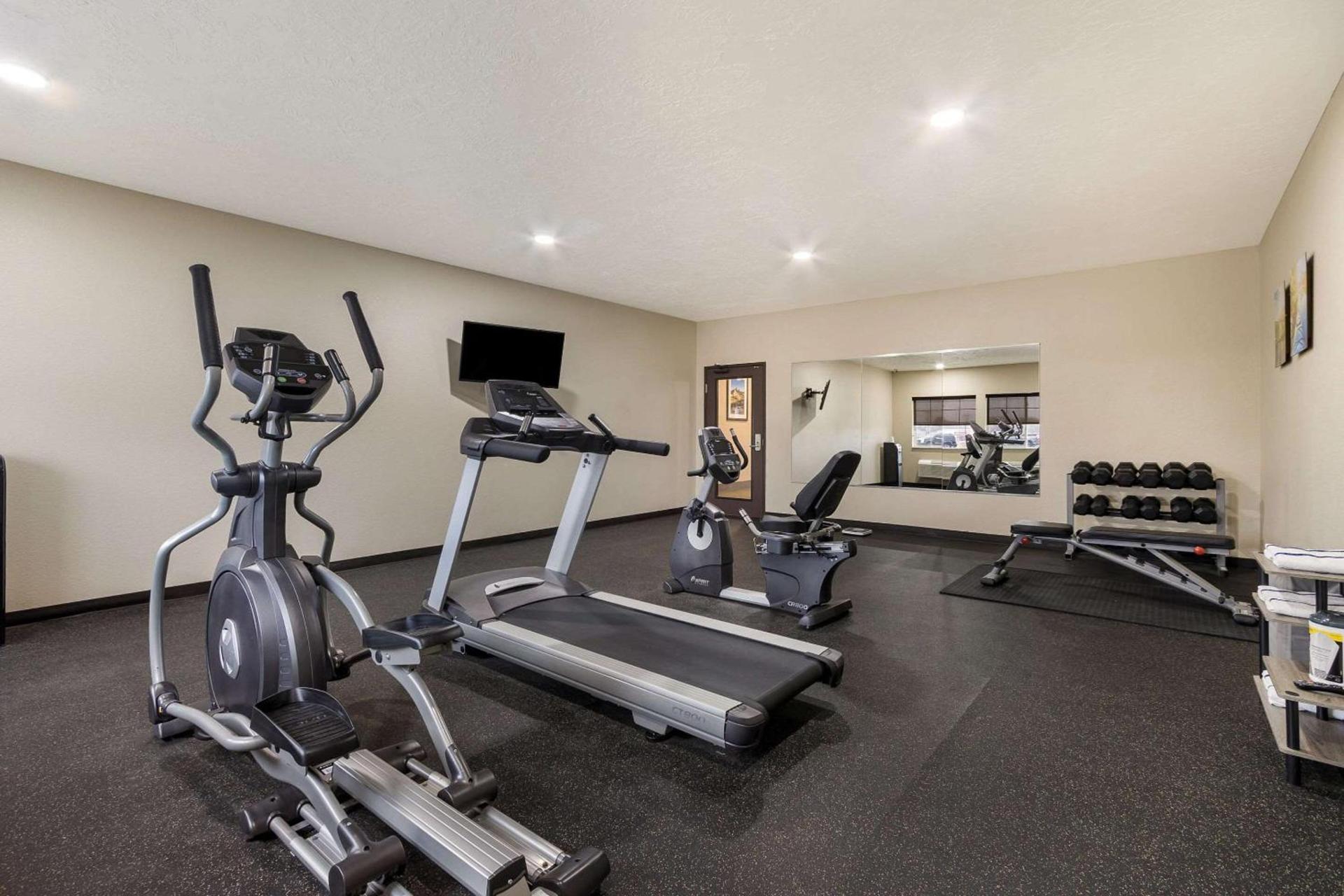 Comfort Inn Yankton SD photo 31