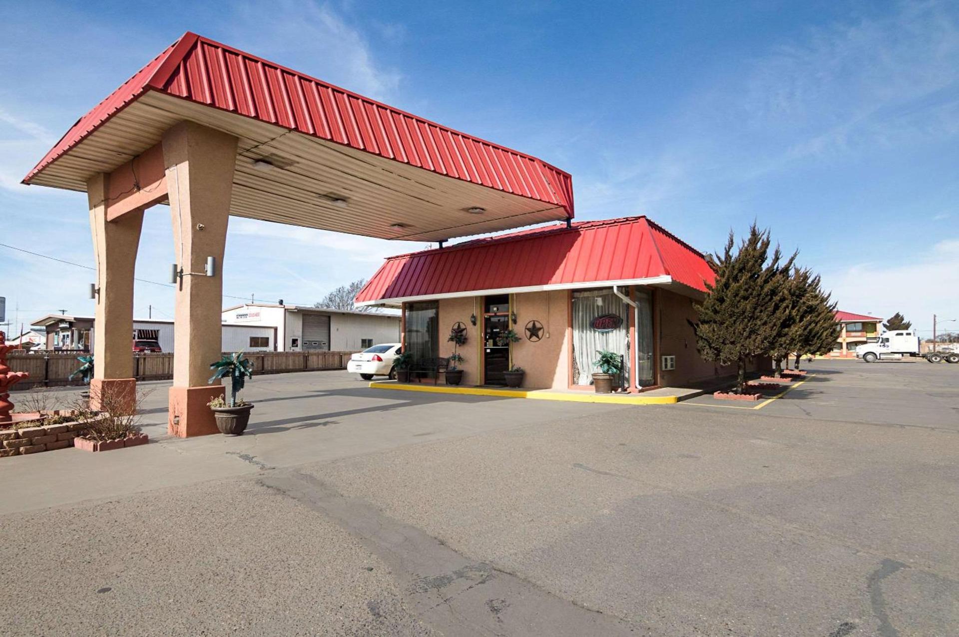 Econo Lodge Dalhart Hwy 54 - Hwy 287 photo 2