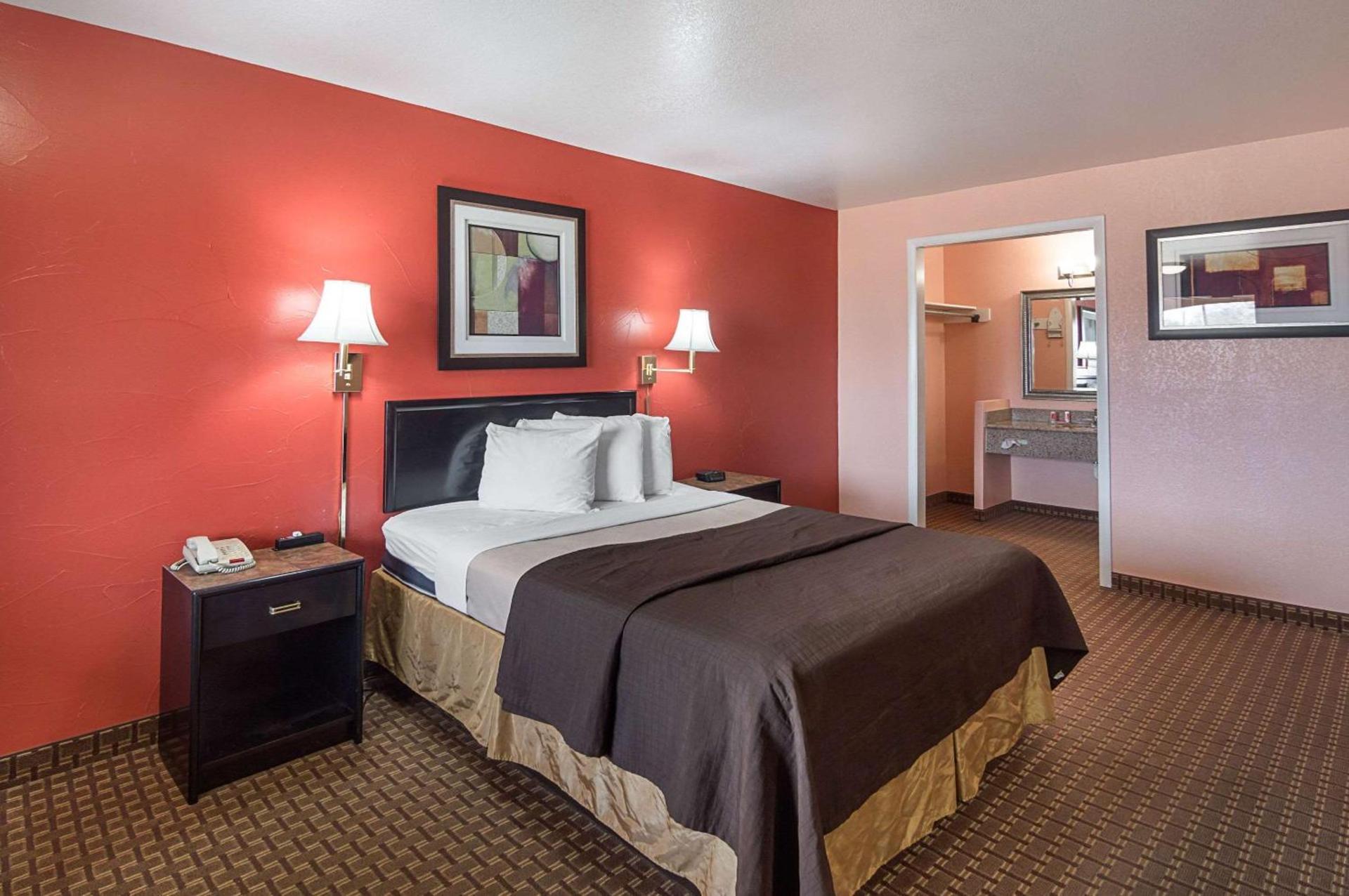 Econo Lodge Dalhart Hwy 54 - Hwy 287 photo 14