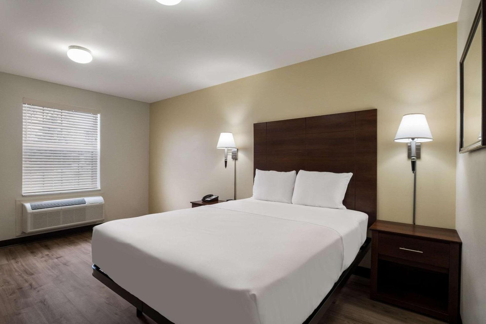 Suburban Studios Denver Central-Arvada photo 22