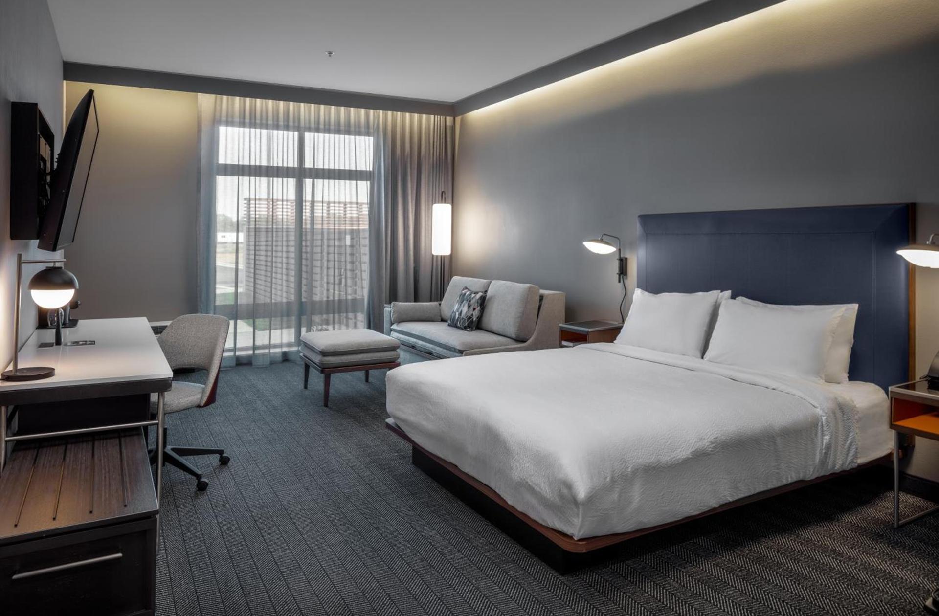 Courtyard by Marriott Conway photo 2