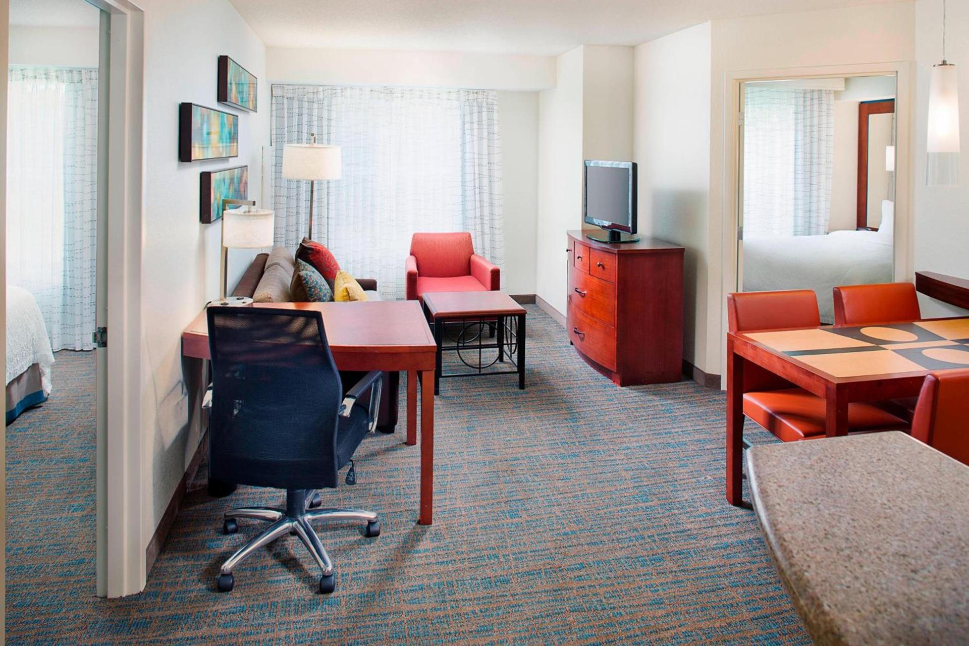 Residence Inn by Marriott Roanoke Airport photo 11