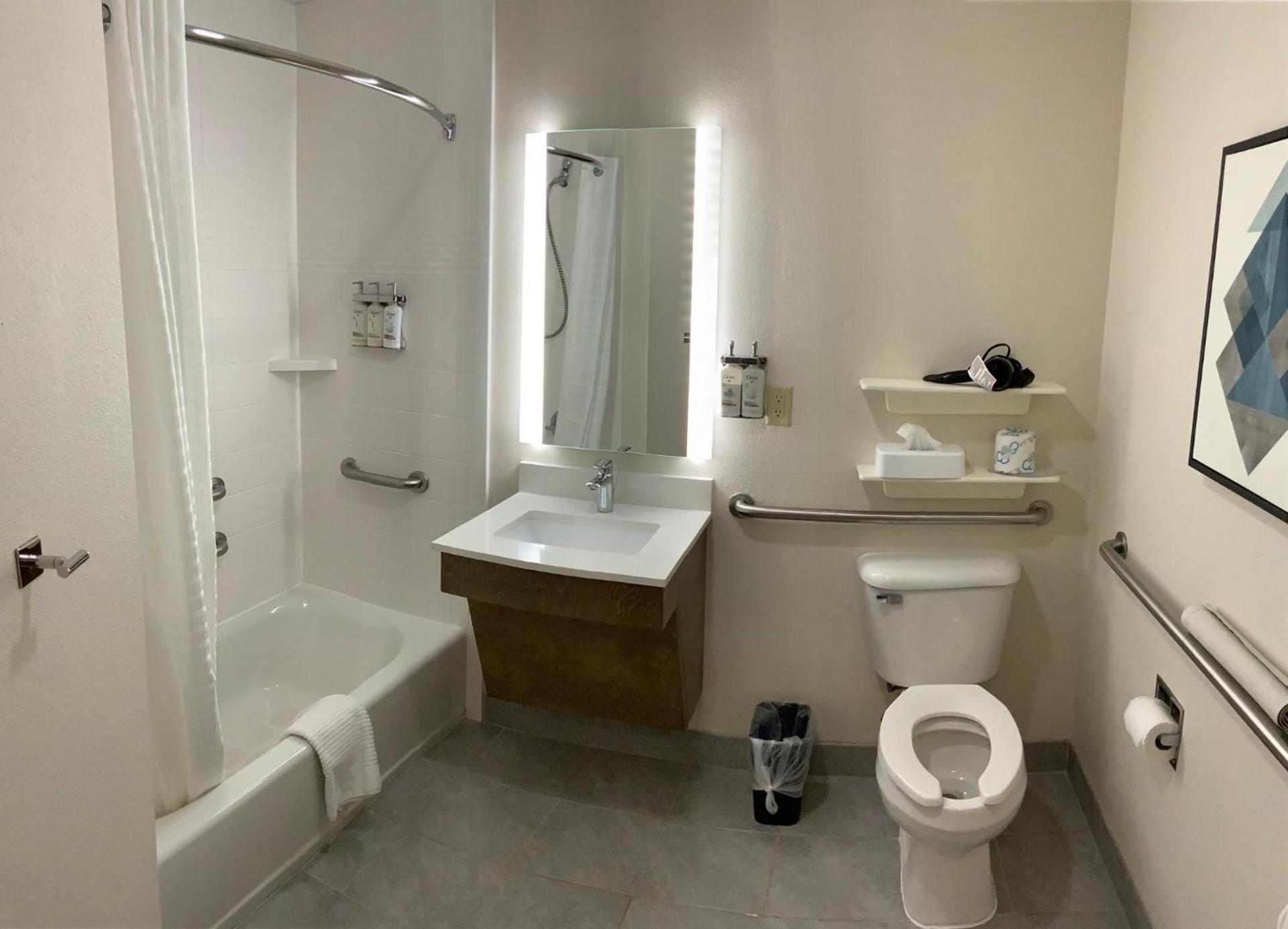 Candlewood Suites Oklahoma City-Moore by IHG photo 3