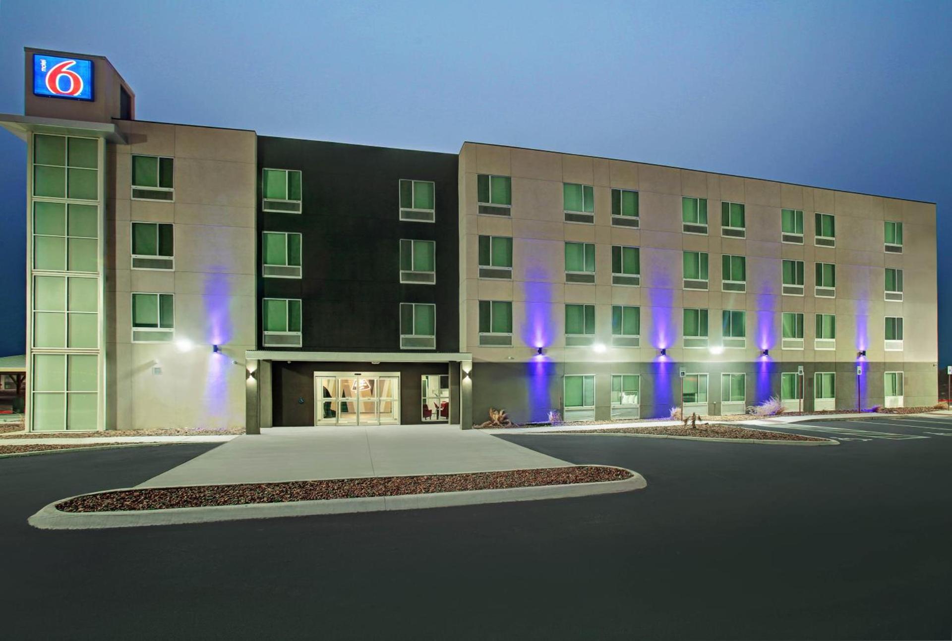 Motel 6-Monahans, TX photo 12