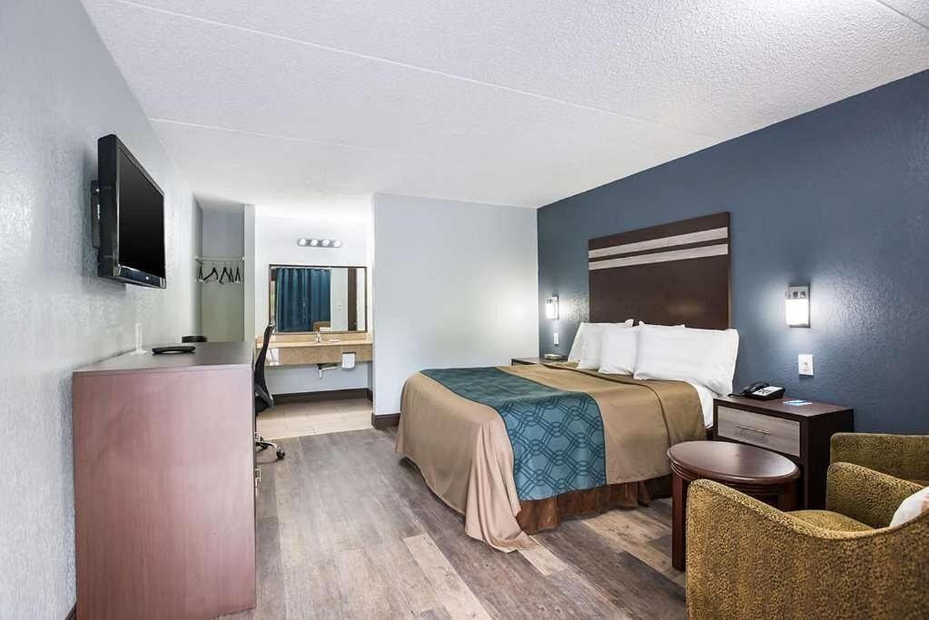 Red Carpet Inn & Suites NJ-73 photo 8