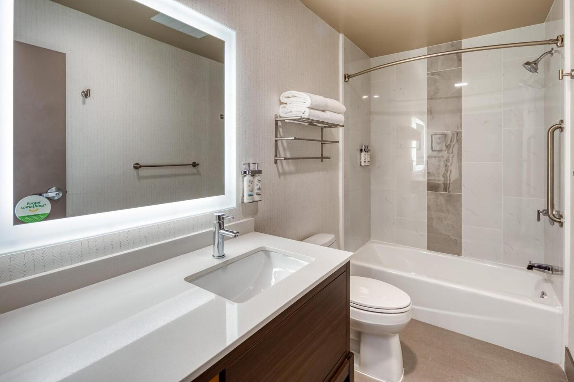 Holiday Inn Kansas City - Downtown by IHG photo 81