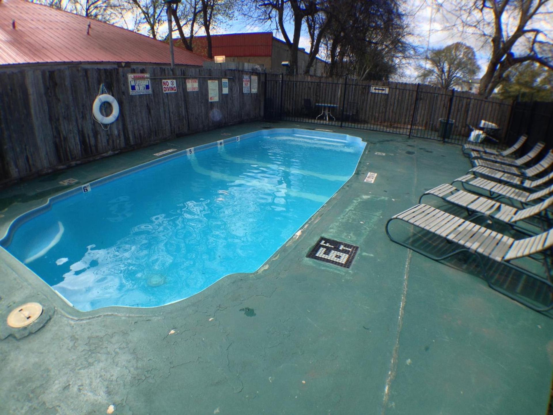 Budget Inn Motel photo 7