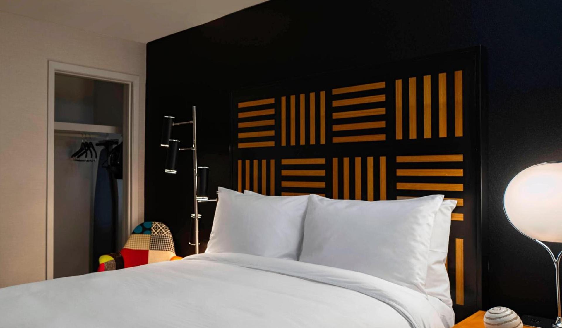 Renaissance Des Moines Savery Hotel photo 3