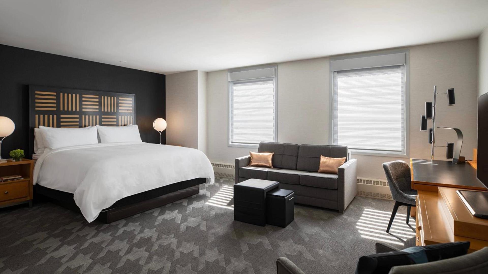 Renaissance Des Moines Savery Hotel photo 5