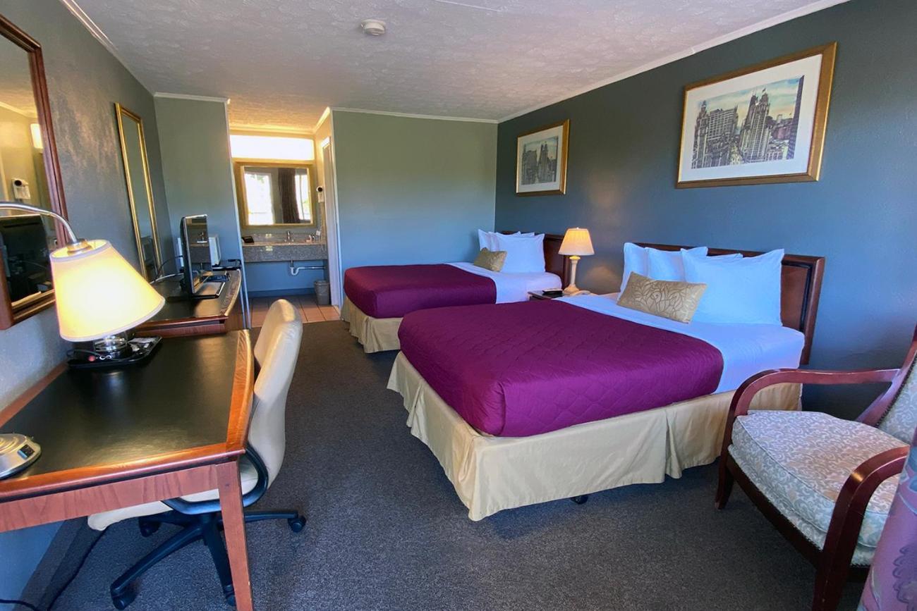 Lake Logan Inn photo 7