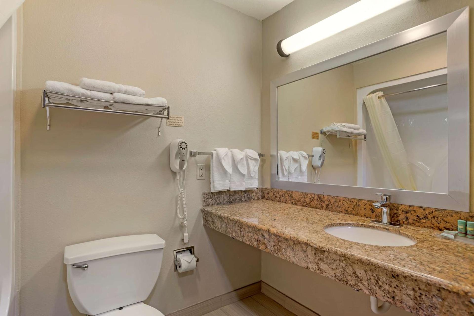 Best Western Ville Platte photo 9