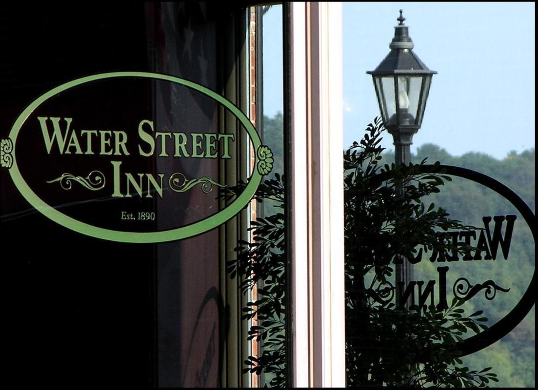 Water Street Inn photo 33