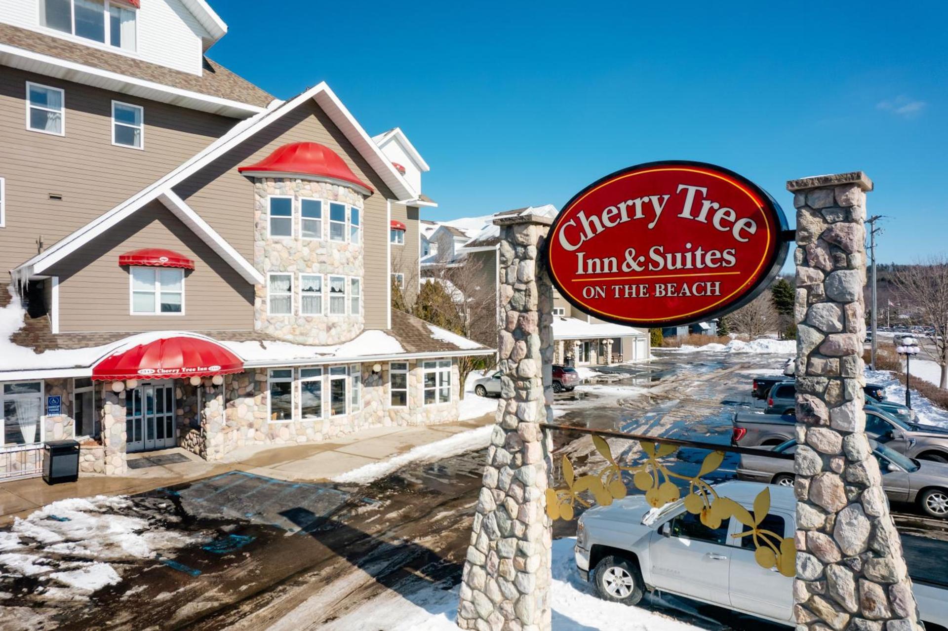 Cherry Tree Inn & Suites photo 46