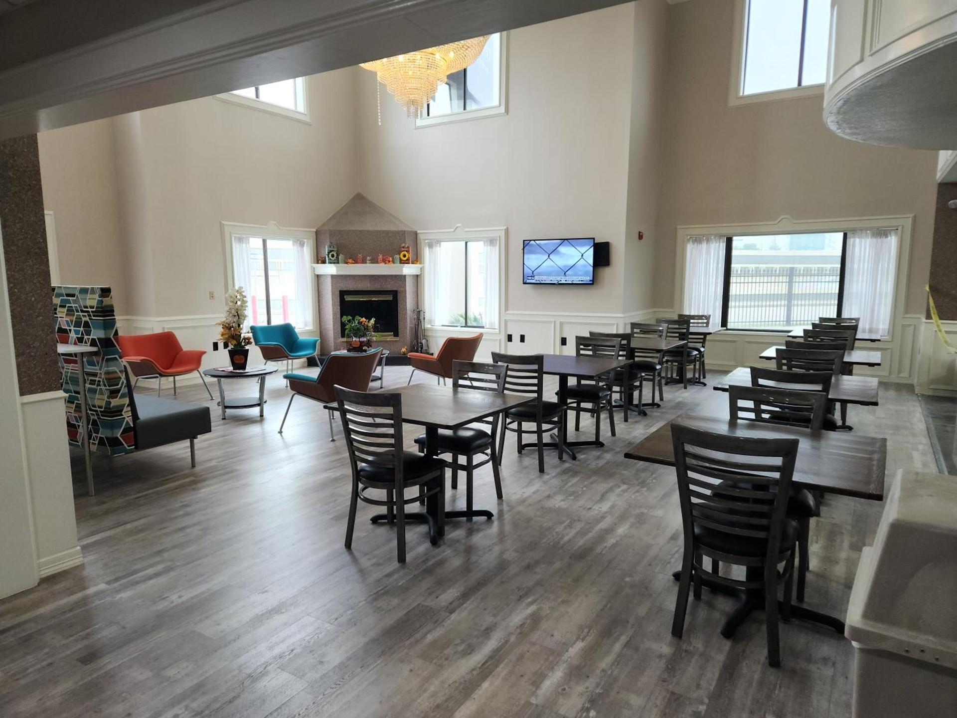 Baymont by Wyndham Houston Brookhollow photo 42