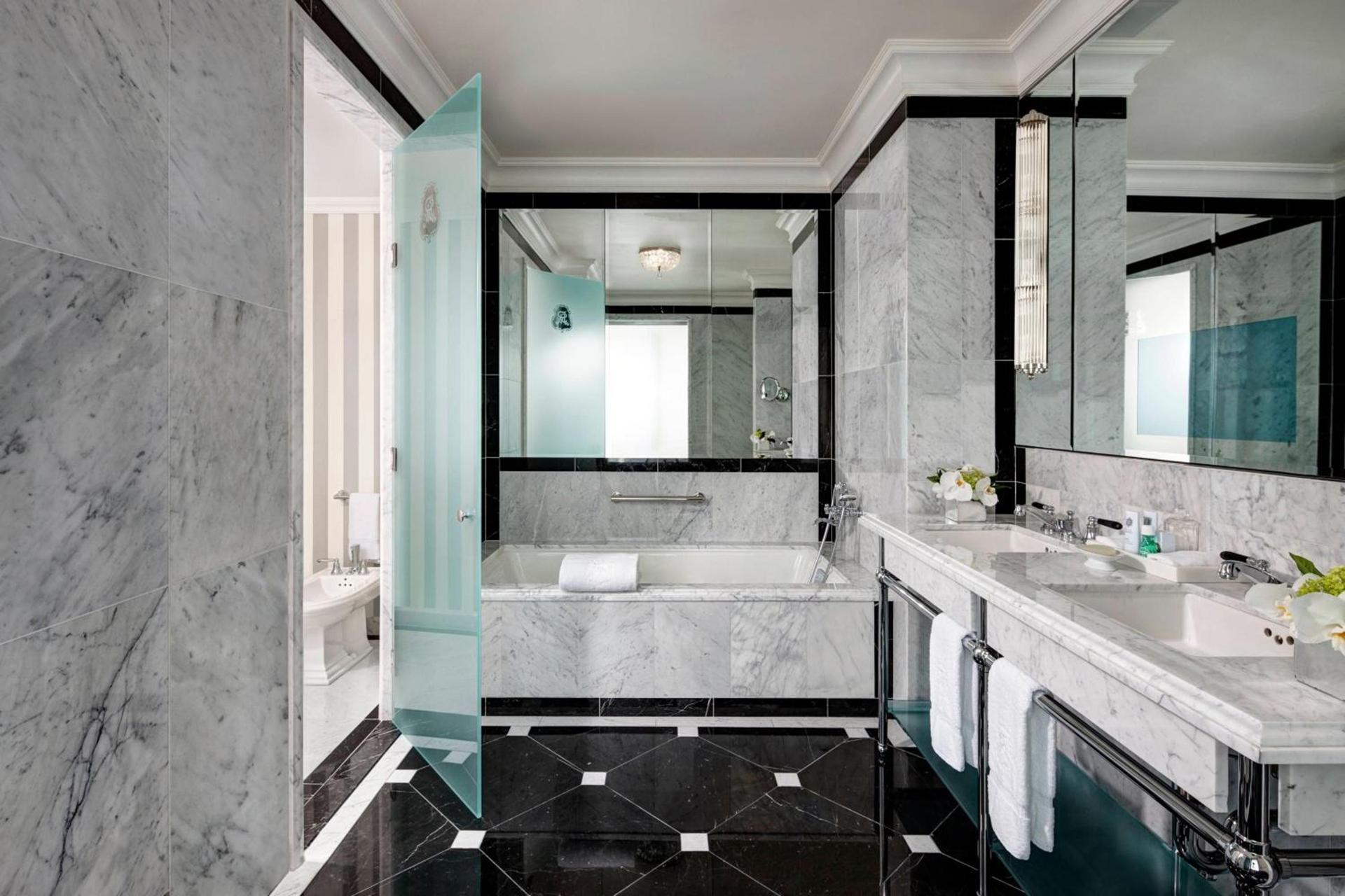 The St. Regis New York photo 56