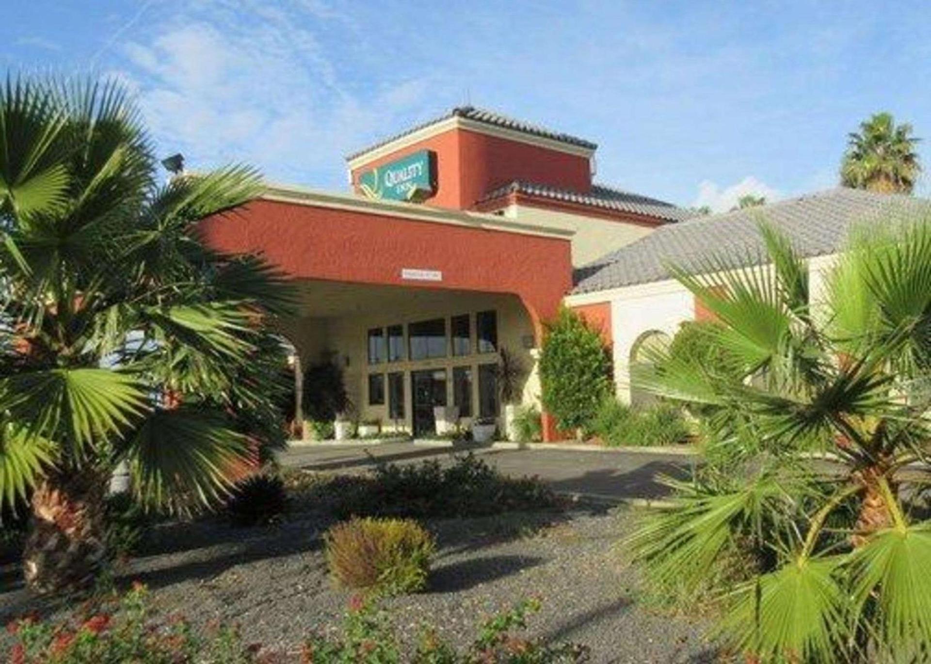 Spark By Hilton Santa Nella photo 1
