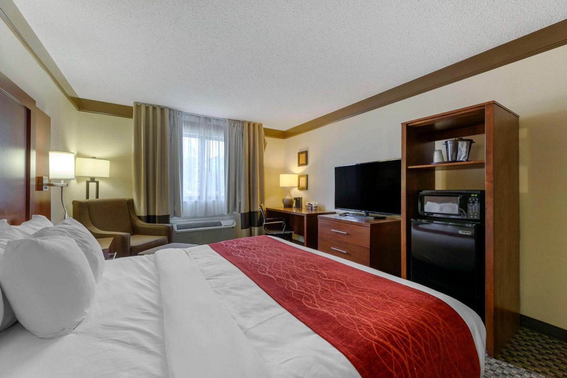 Comfort Inn Mount Vernon Downtown photo 24