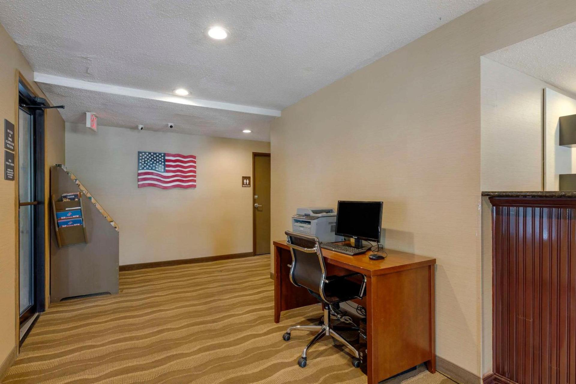 Comfort Inn Mount Vernon Downtown photo 29