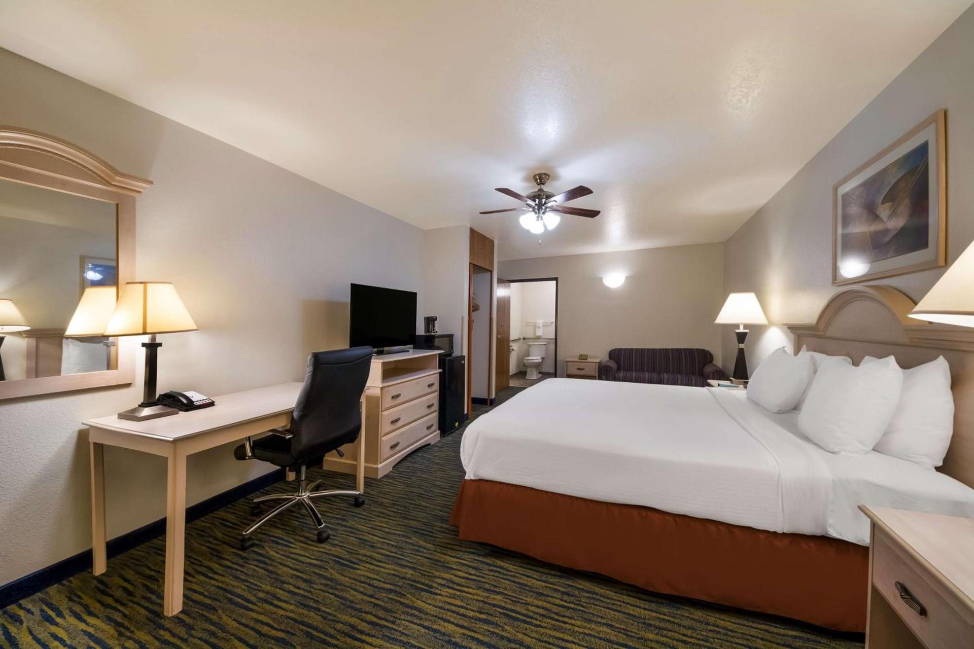 SureStay Hotel by Best Western Falfurrias photo 11