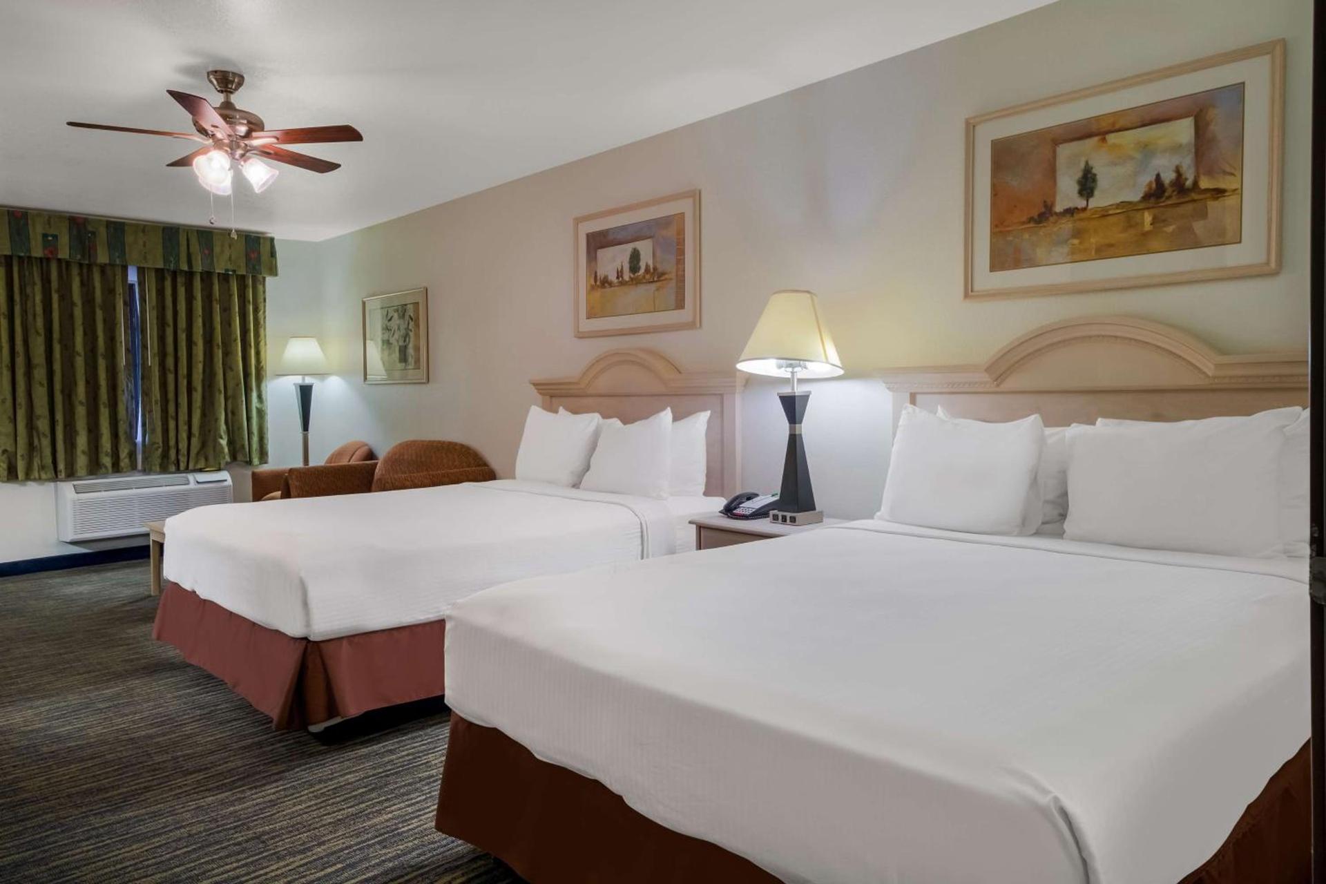 SureStay Hotel by Best Western Falfurrias photo 15