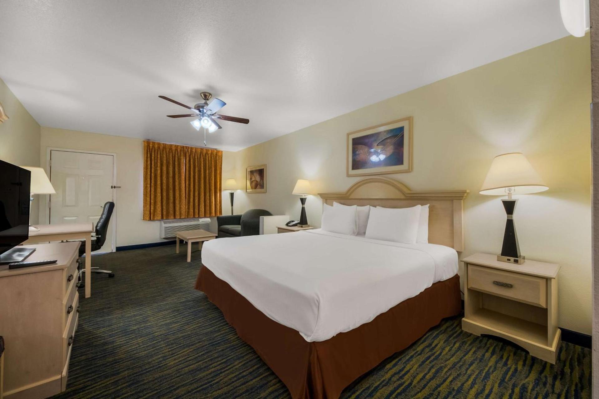 SureStay Hotel by Best Western Falfurrias photo 16