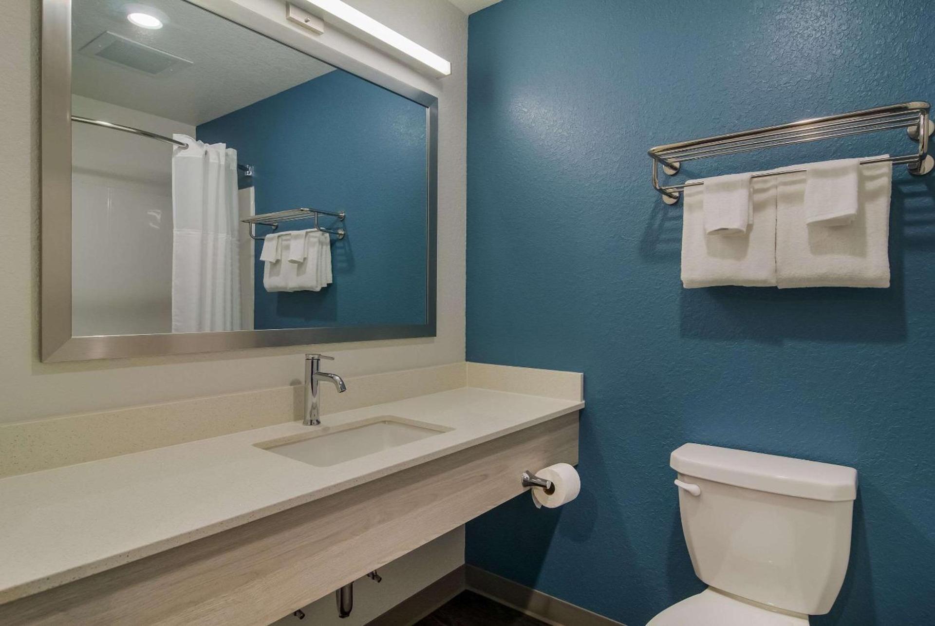 WoodSpring Suites Jacksonville Orange Park photo 8
