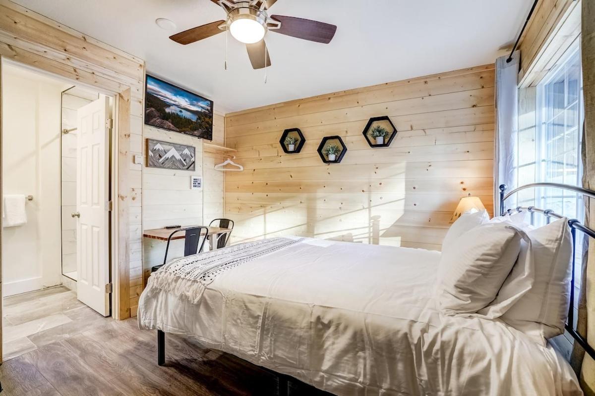 Tahoe Mountain Inn photo 16