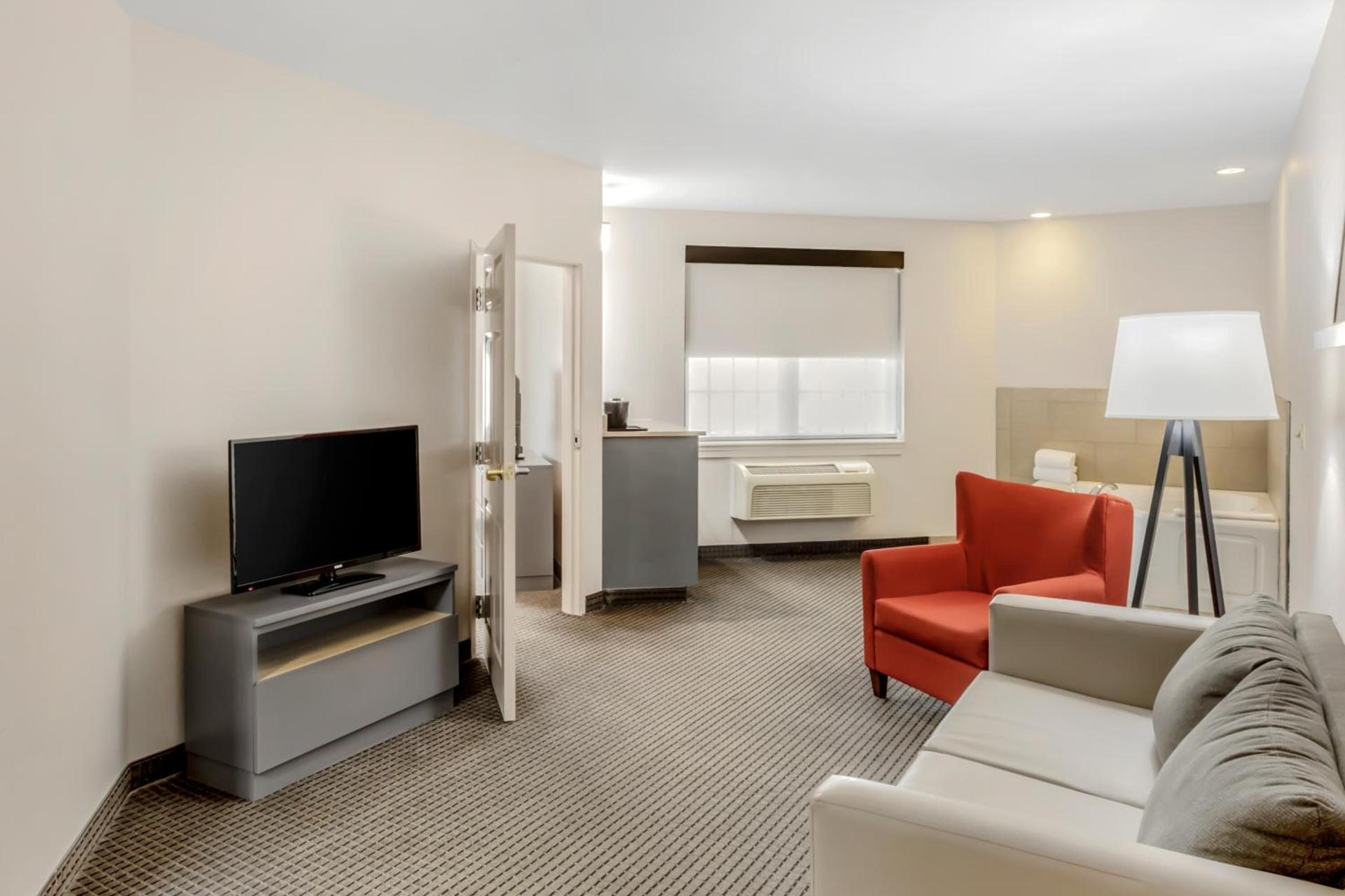 Country Inn & Suites by Radisson, Elk Grove Village-Itasca photo 54